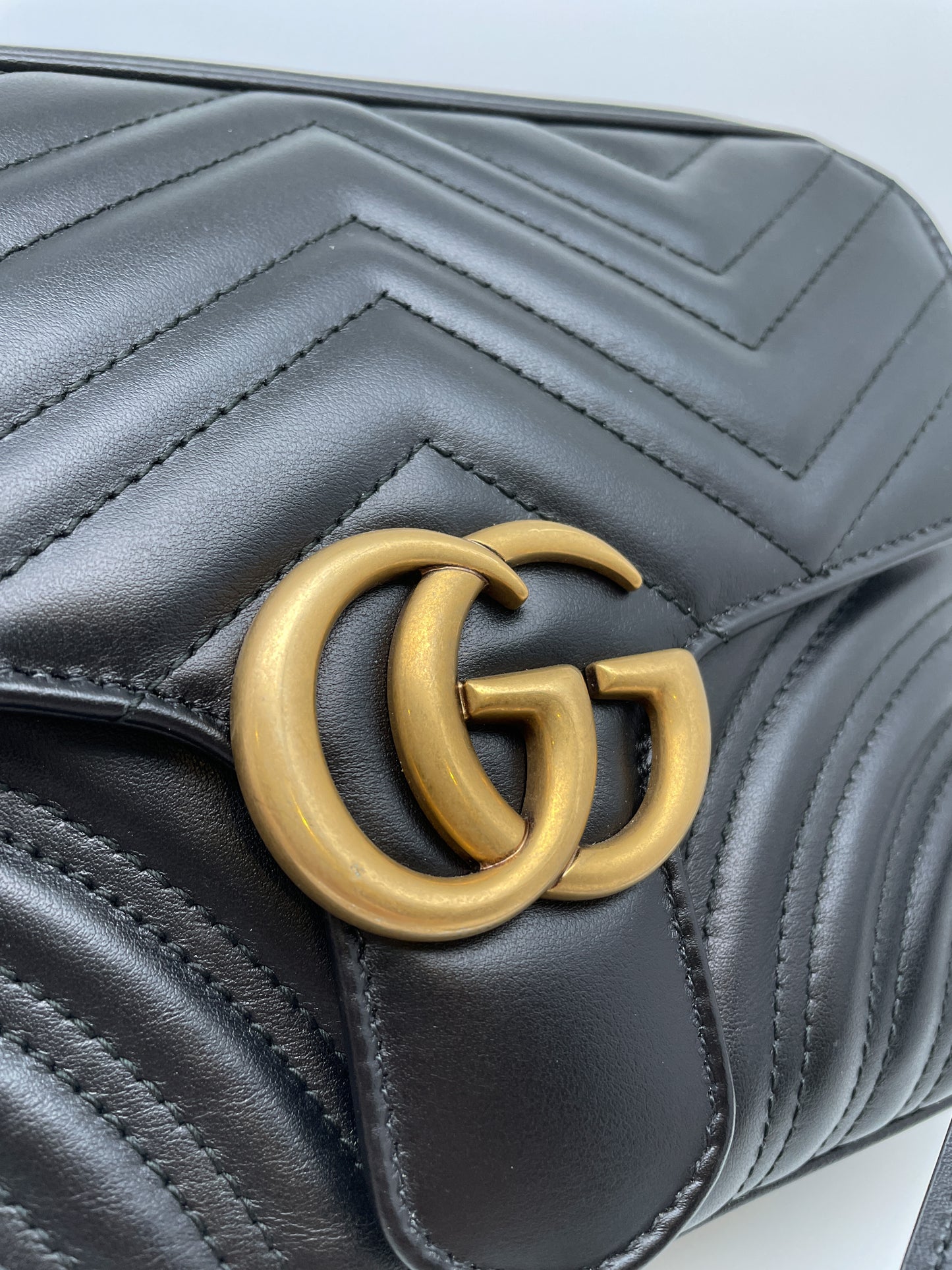 GUCCI MARMONT SHOULDER BAG