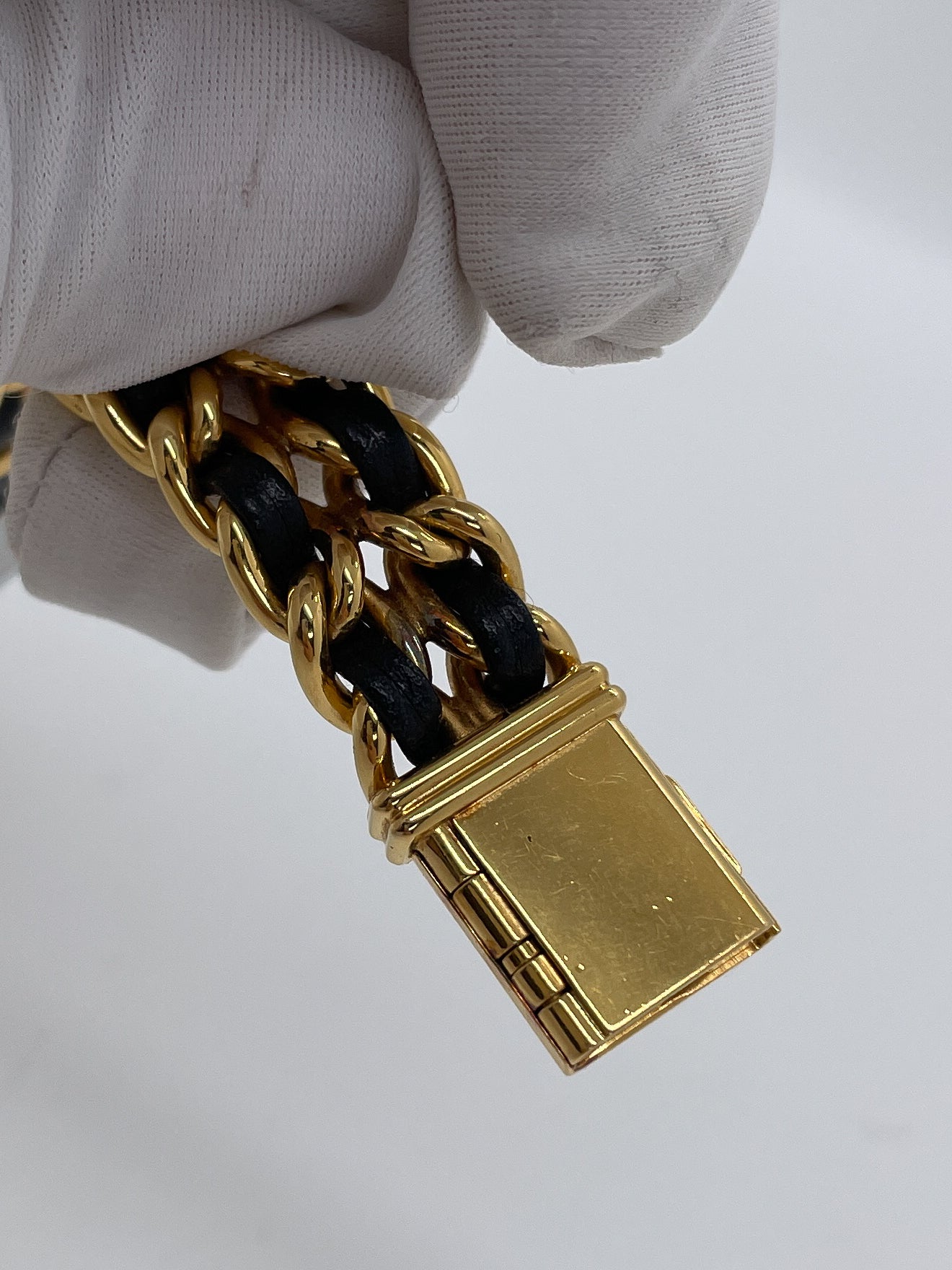 CHANEL VINTAGE PREMIERE WATCH - SIZE L