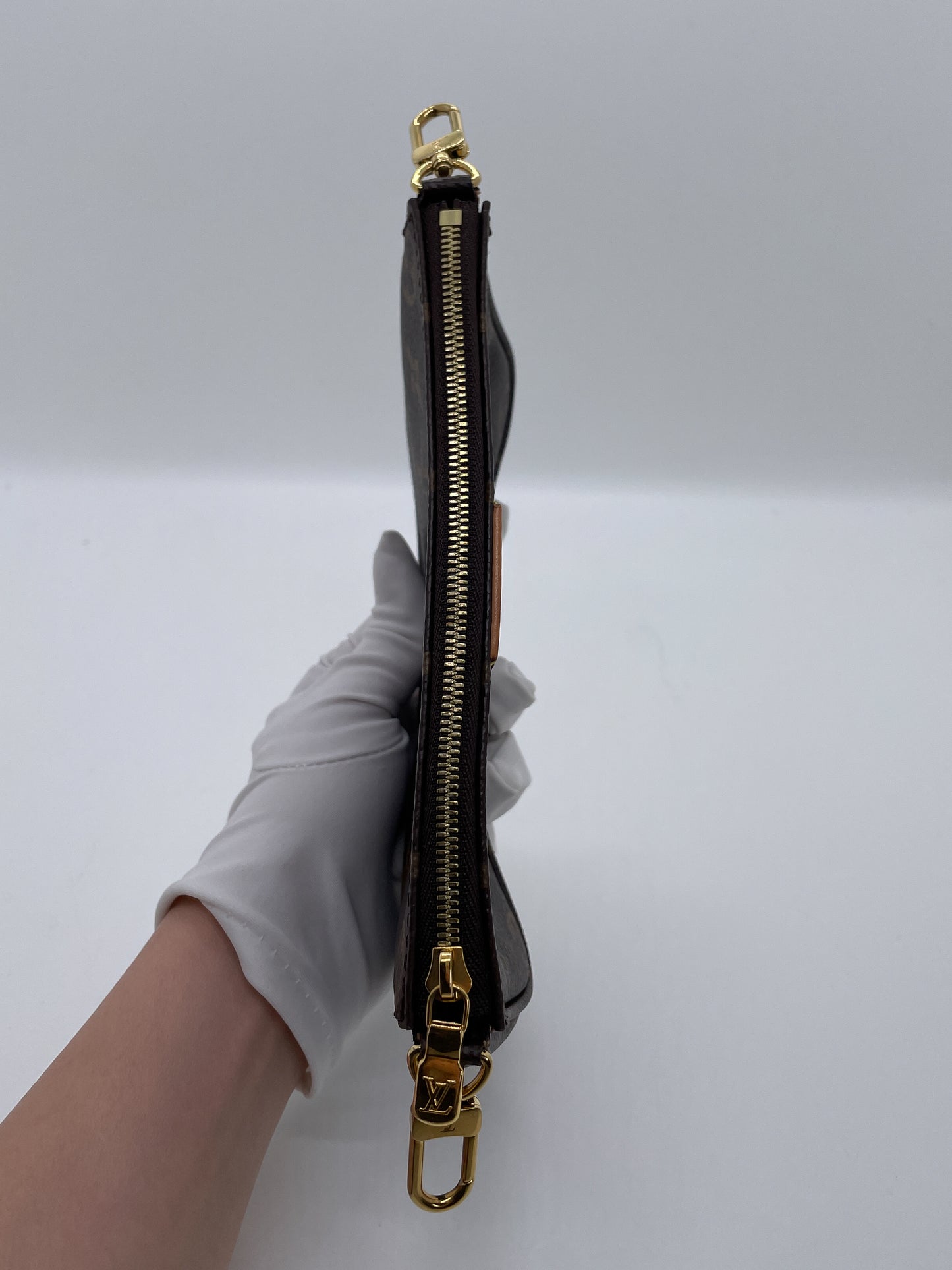 LOUIS VUITTON MULTI-POCHETTE - PINK STRAP