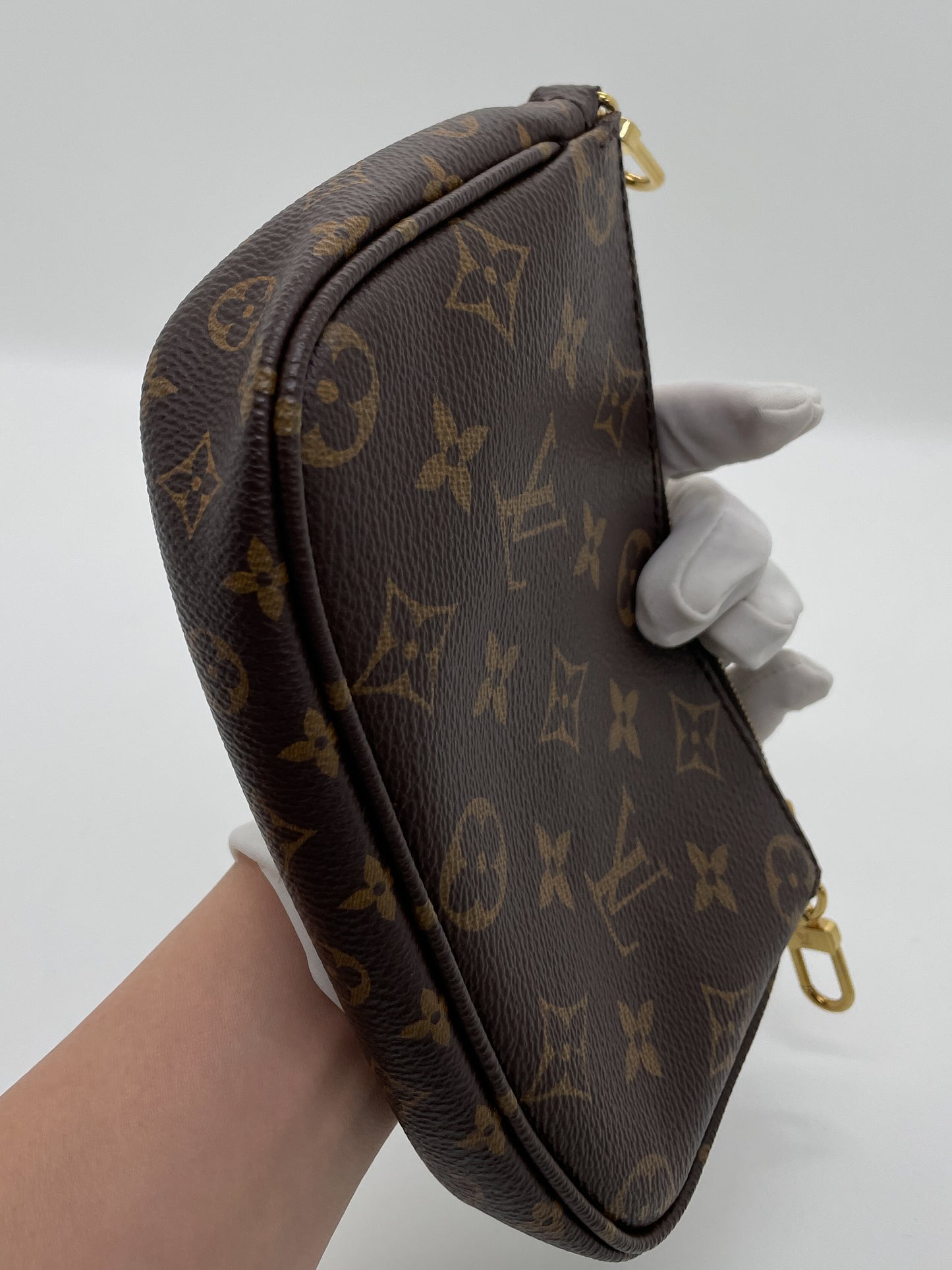 LOUIS VUITTON MULTI-POCHETTE - PINK STRAP