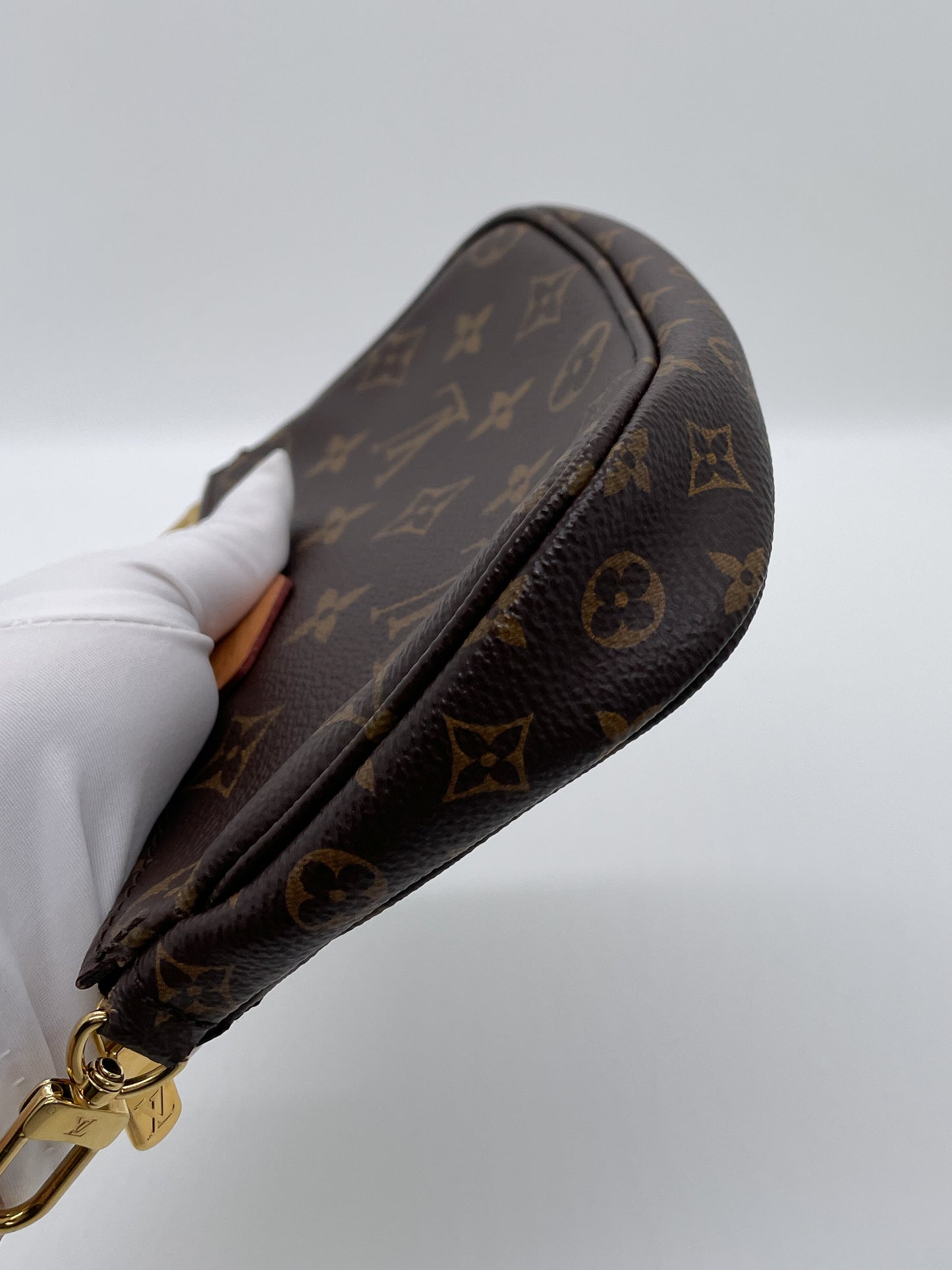 LOUIS VUITTON MULTI-POCHETTE - PINK STRAP