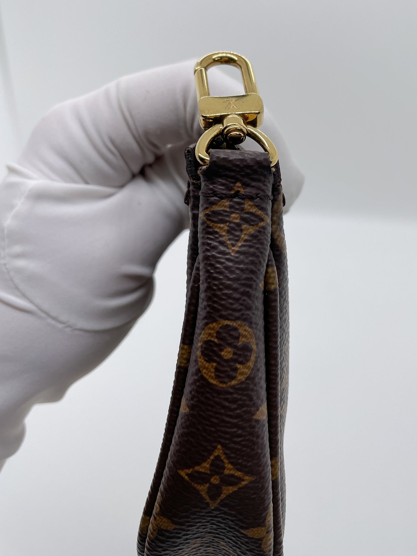 LOUIS VUITTON MULTI-POCHETTE - PINK STRAP