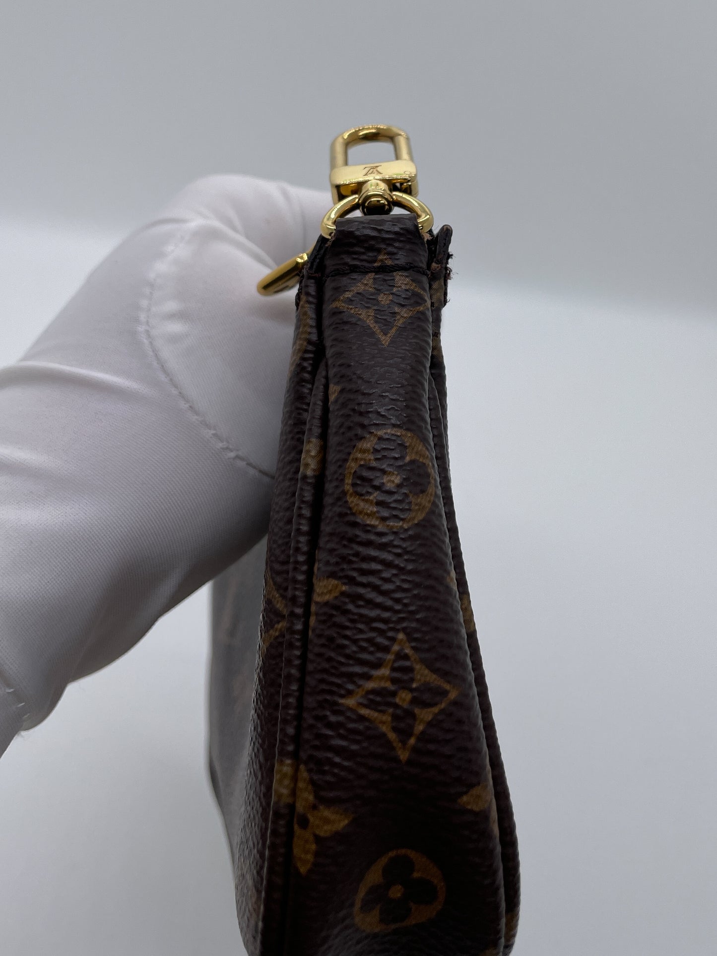 LOUIS VUITTON MULTI-POCHETTE - PINK STRAP
