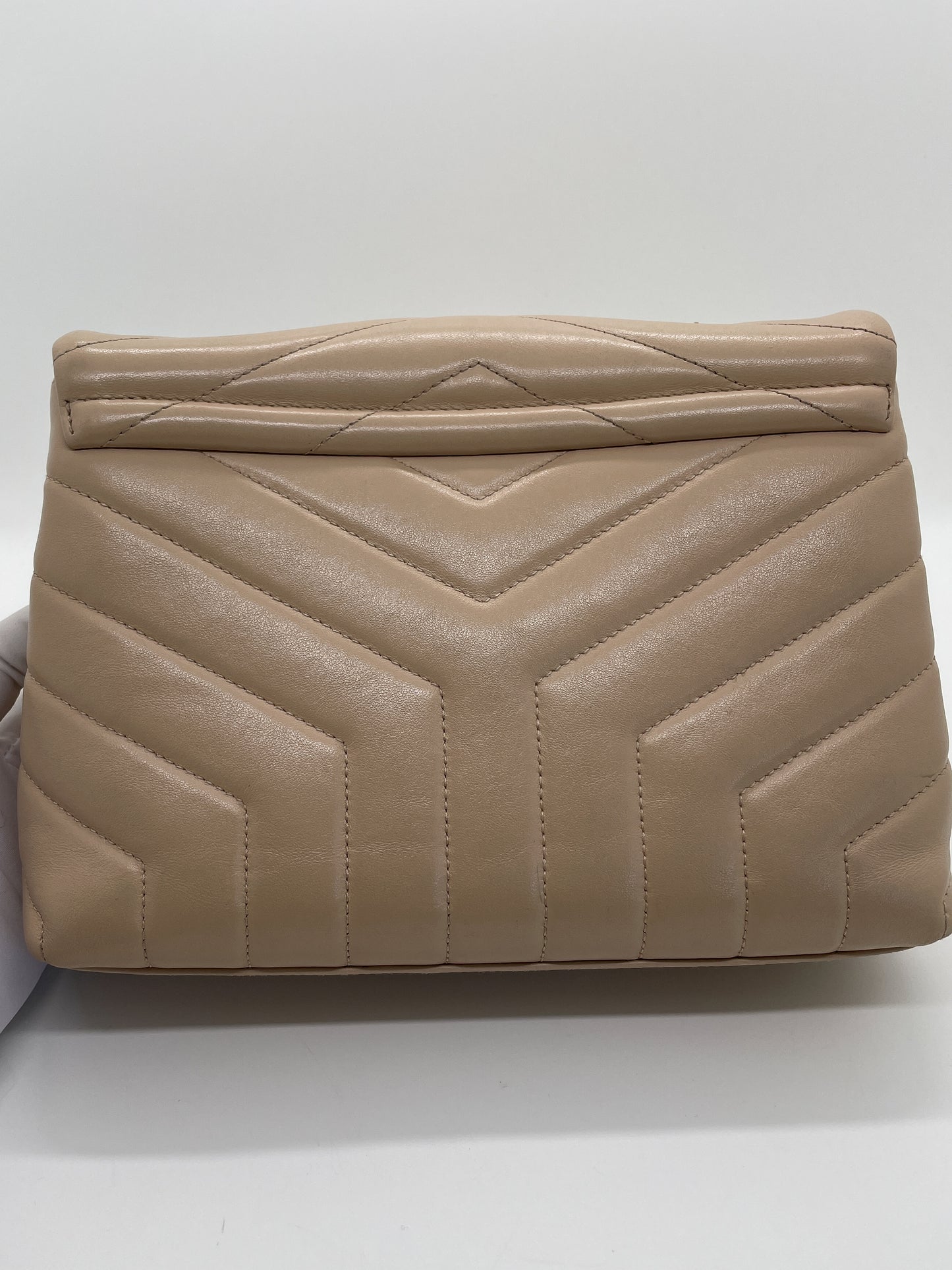 SAINT LAURNET SMALL LOULOU IN QUILTED LEATHER