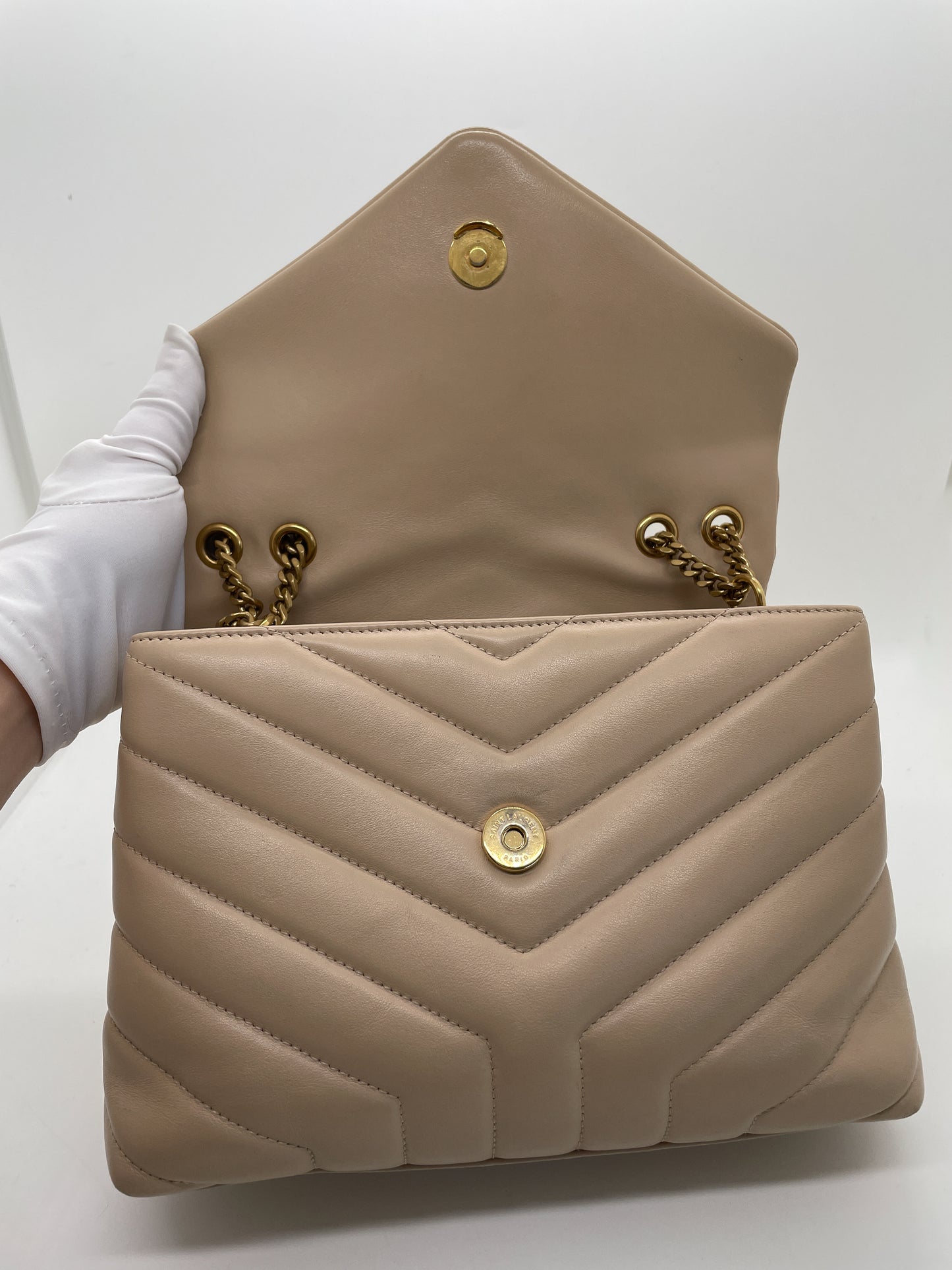 SAINT LAURNET SMALL LOULOU IN QUILTED LEATHER