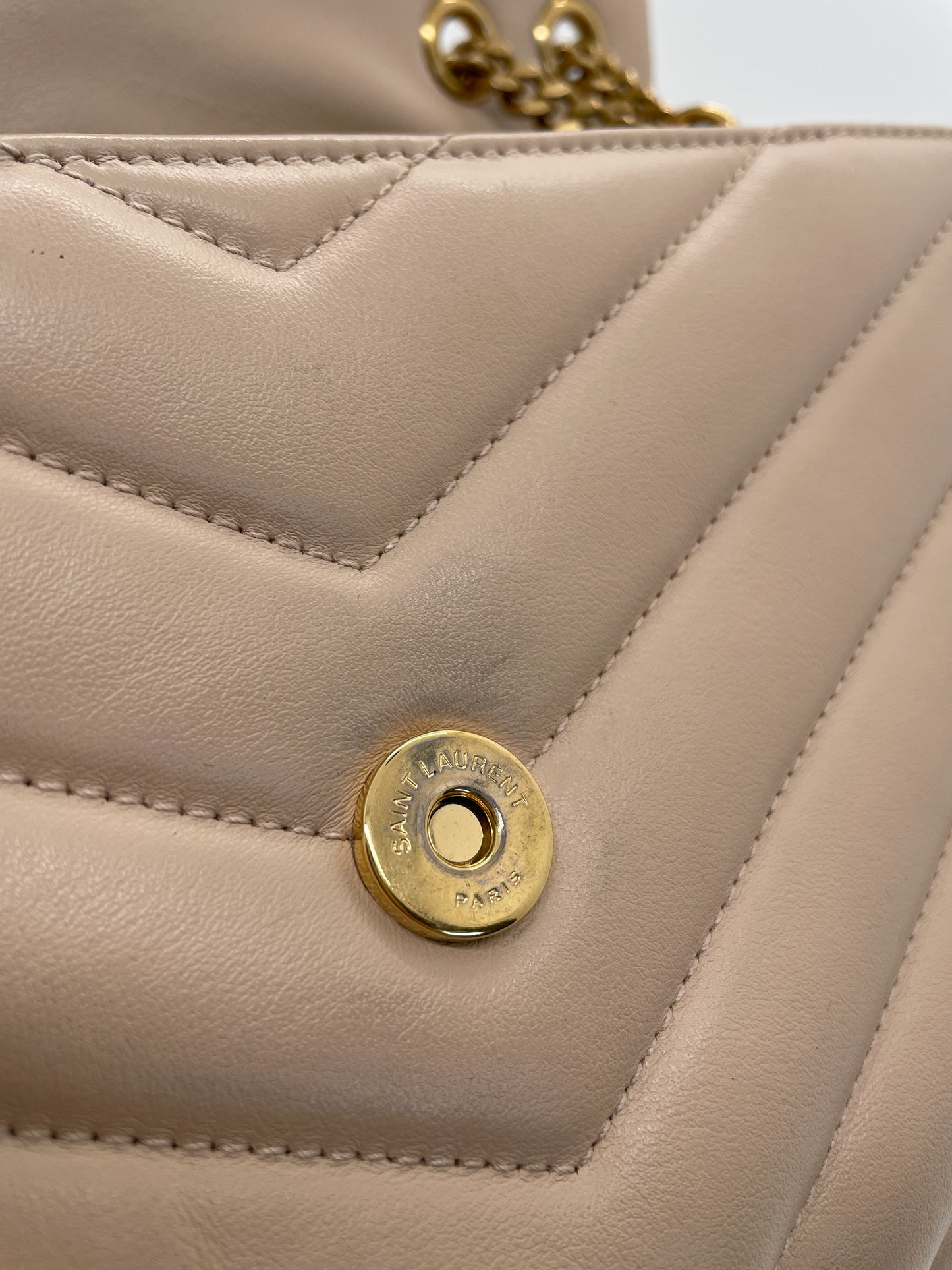 SAINT LAURNET SMALL LOULOU IN QUILTED LEATHER