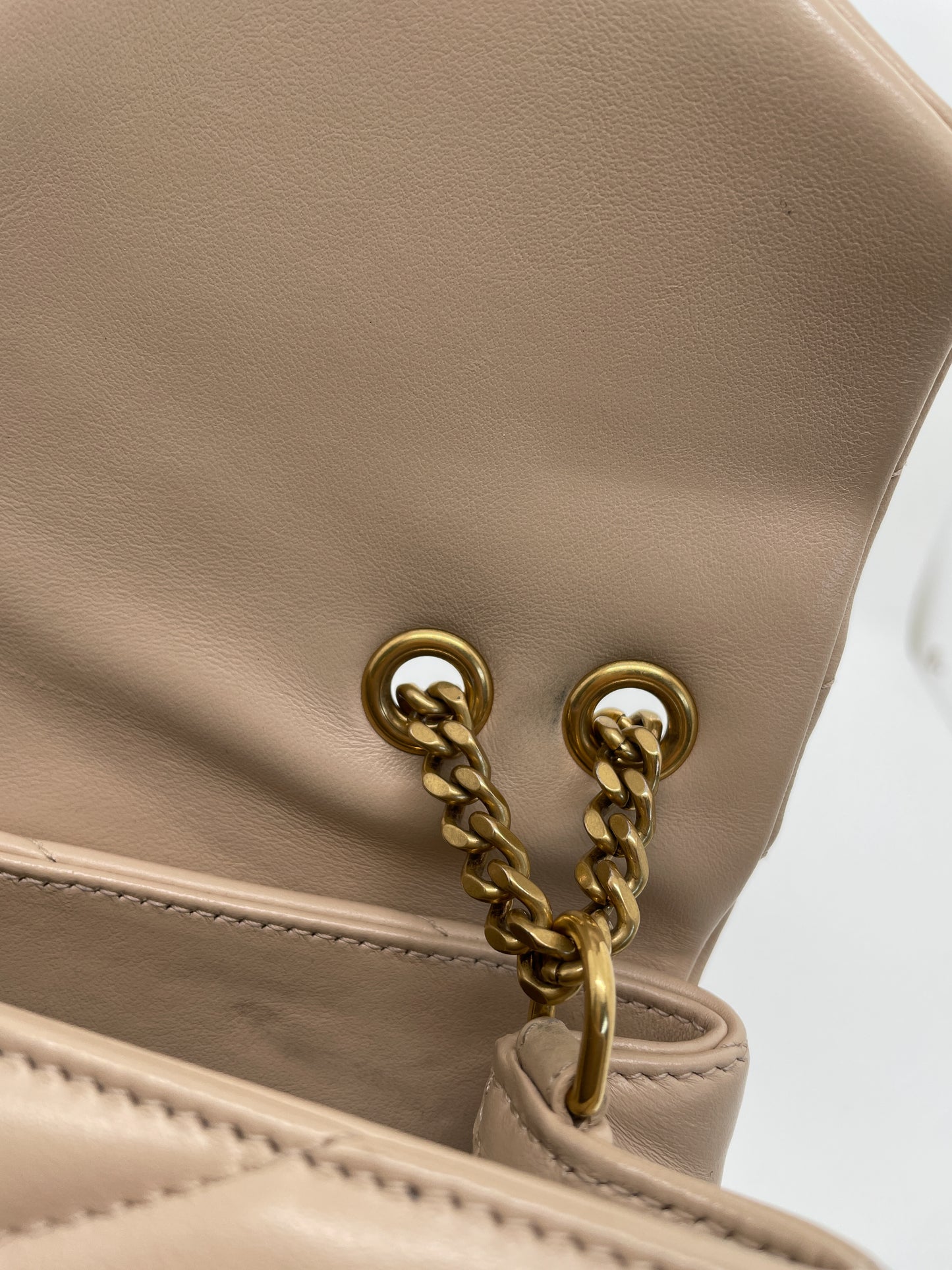 SAINT LAURNET SMALL LOULOU IN QUILTED LEATHER
