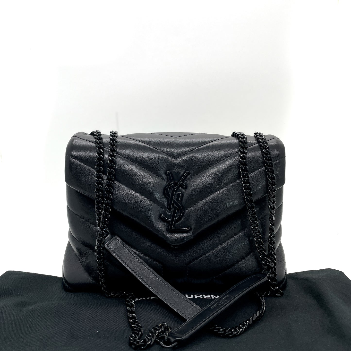SAINT LAURNET SMALL LOULOU IN QUILTED LEATHER