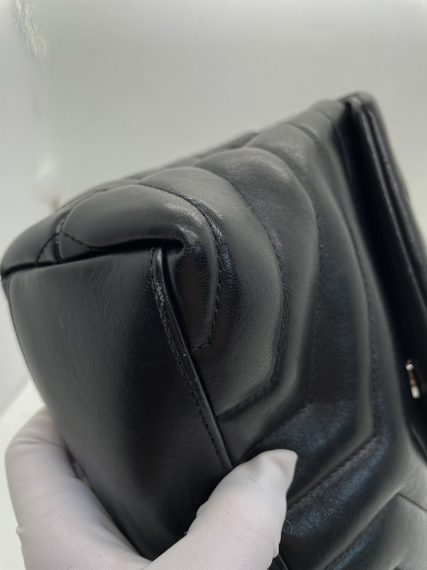 SAINT LAURNET SMALL LOULOU IN QUILTED LEATHER