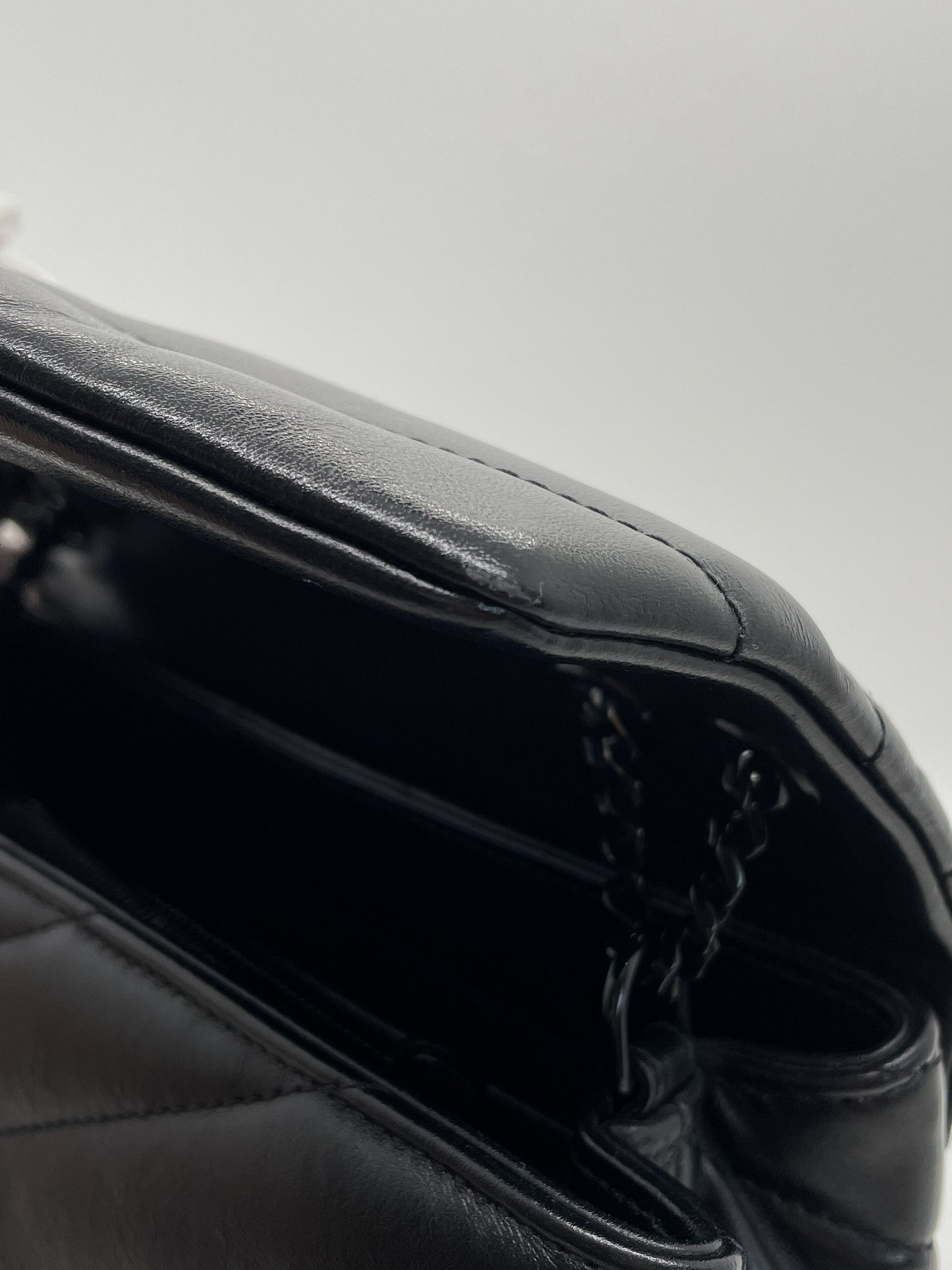 SAINT LAURNET SMALL LOULOU IN QUILTED LEATHER