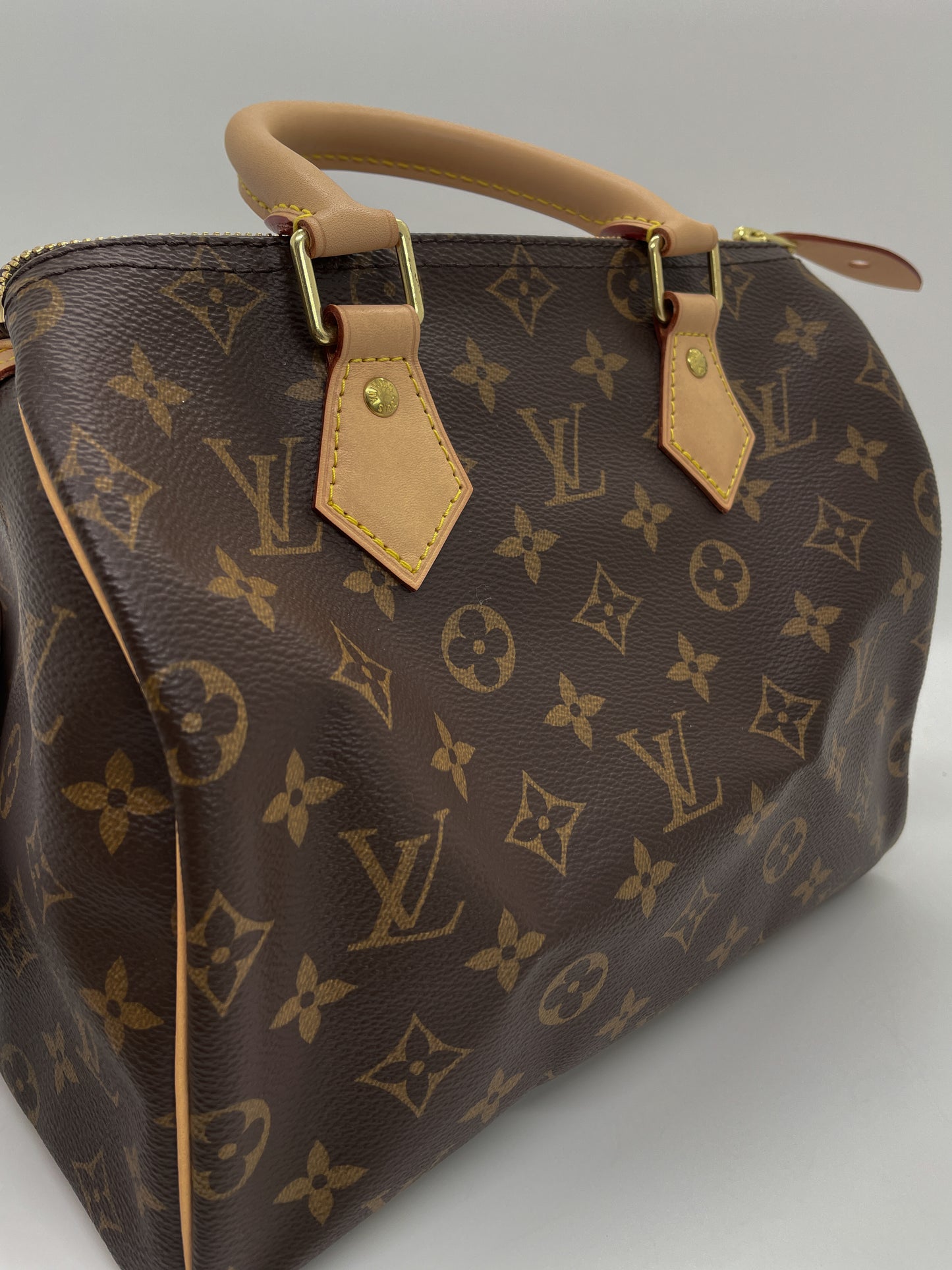 LOUIS VUITTON SPEEDY 25