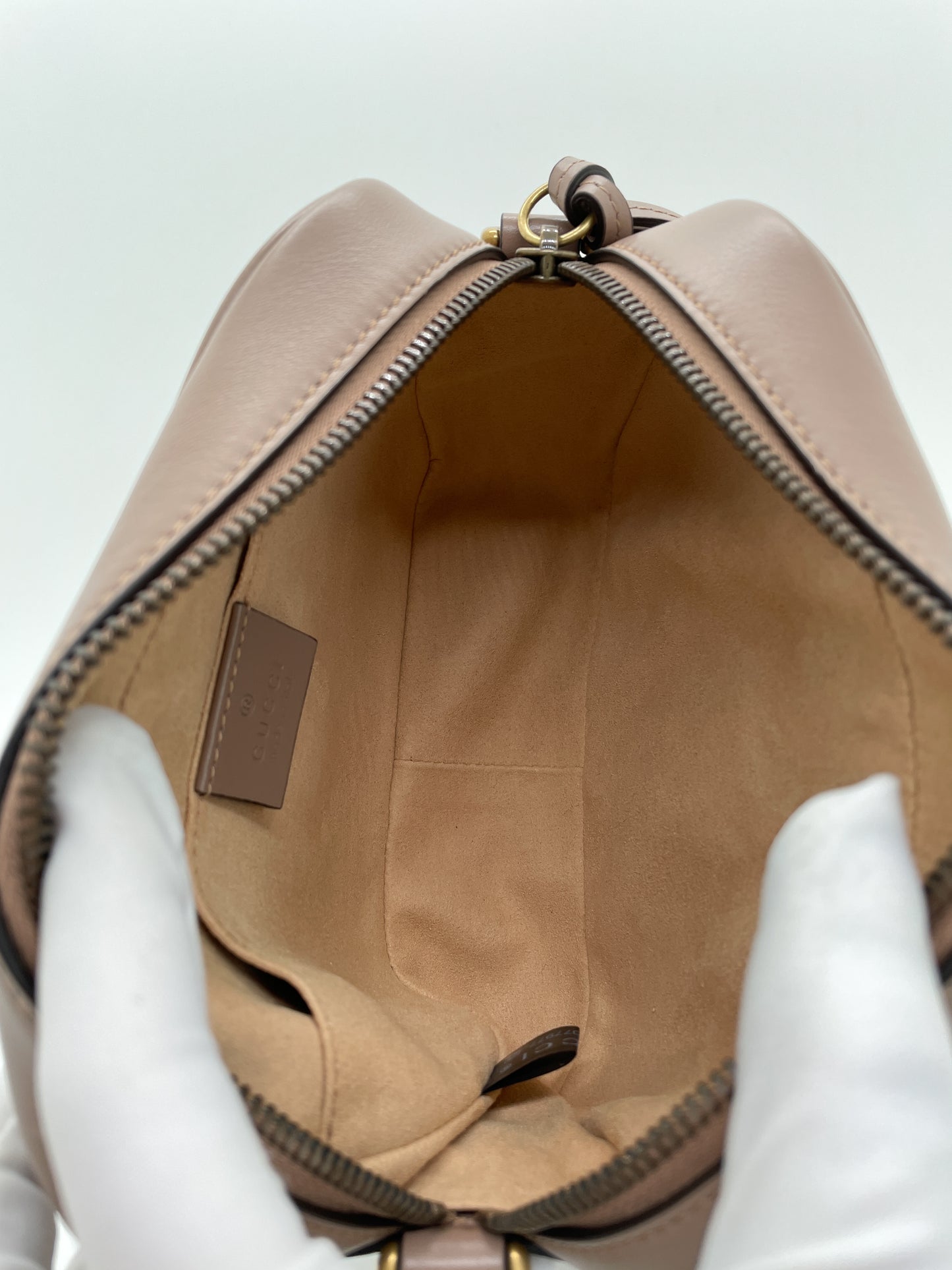 GUCCI GG MARMONT MATELASSÉ MINI BAG