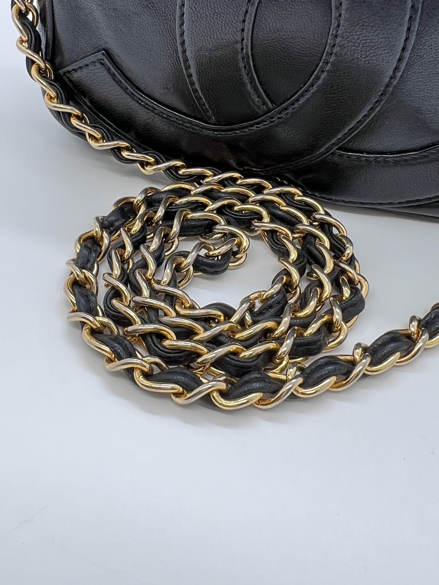CHANEL VINTAGE CAMERA BAG