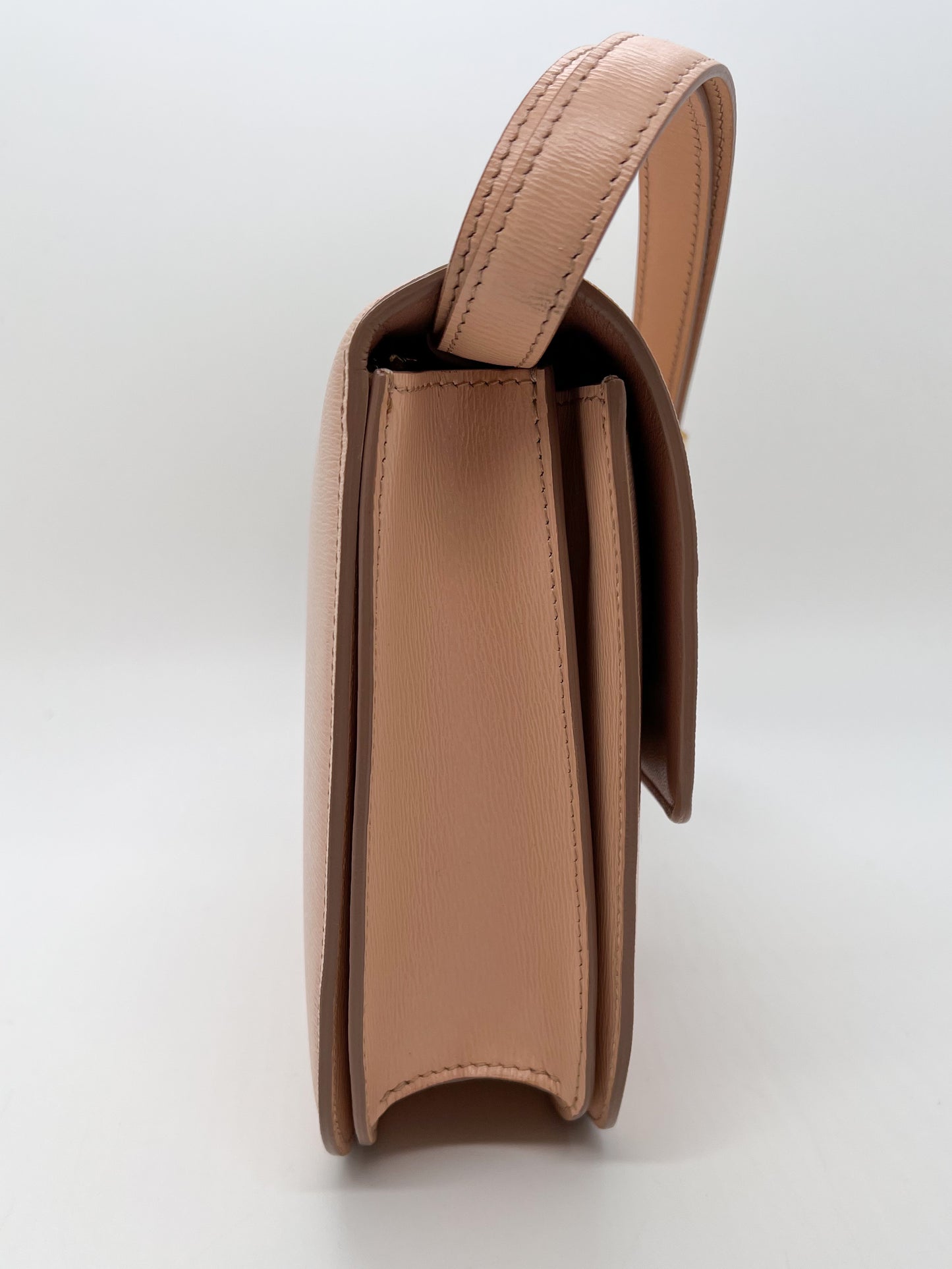 CELINE MEDIUM CLASSIC IN LIEGE LEATHER