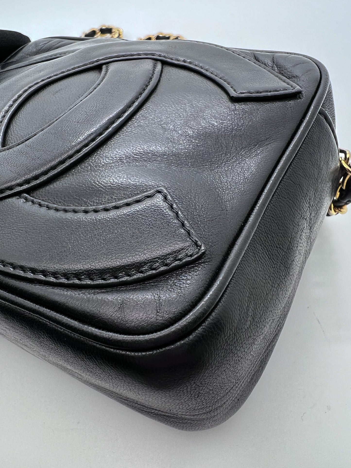 CHANEL VINTAGE CAMERA BAG