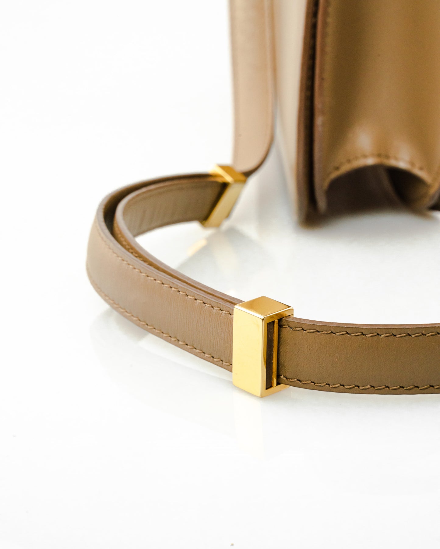 CELINE MEDIUM CLASSIC IN BOX LEATHER