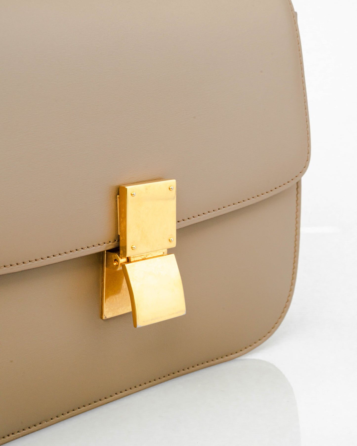 CELINE MEDIUM CLASSIC IN BOX LEATHER