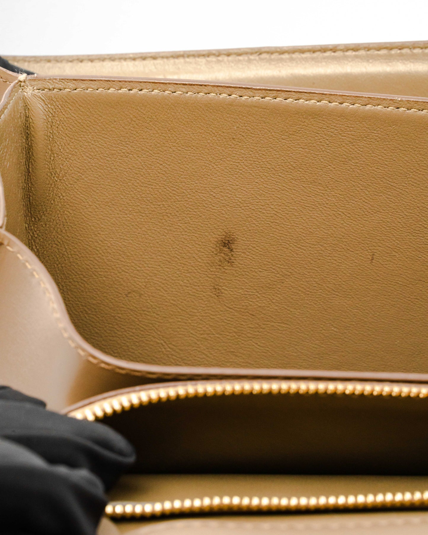 CELINE MEDIUM CLASSIC IN BOX LEATHER