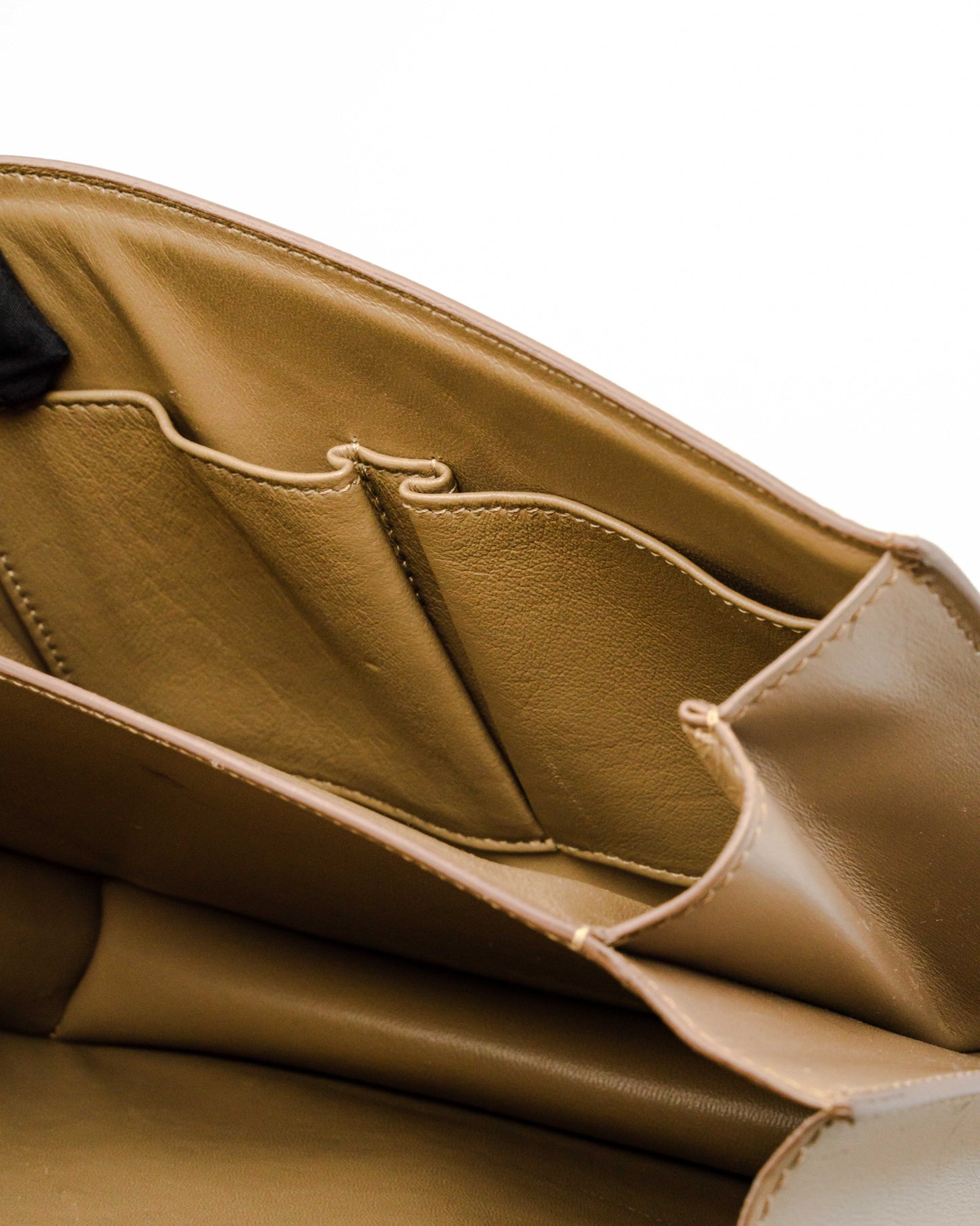 CELINE MEDIUM CLASSIC IN BOX LEATHER