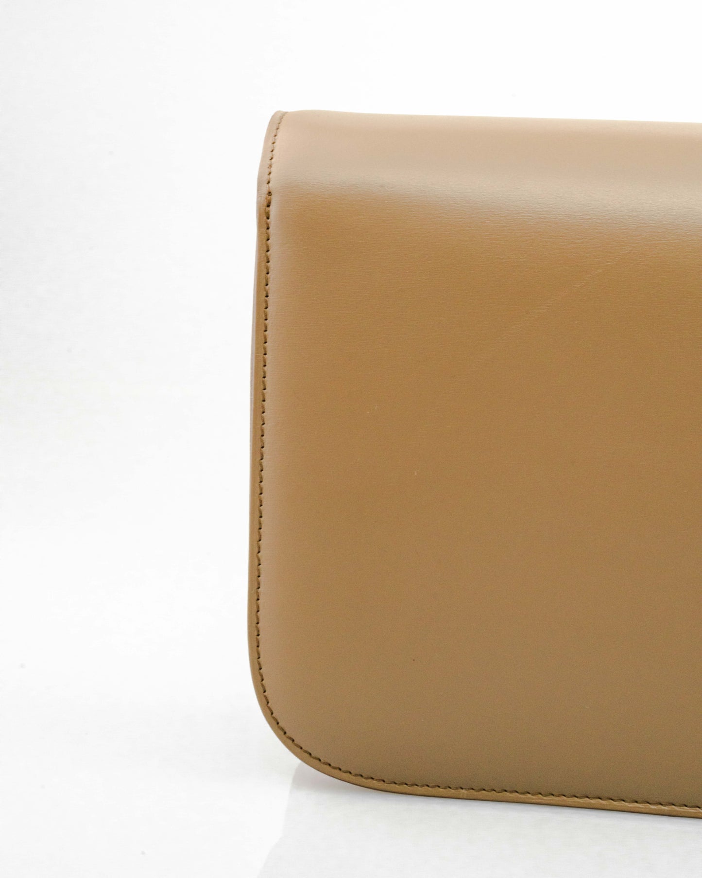 CELINE MEDIUM CLASSIC IN BOX LEATHER