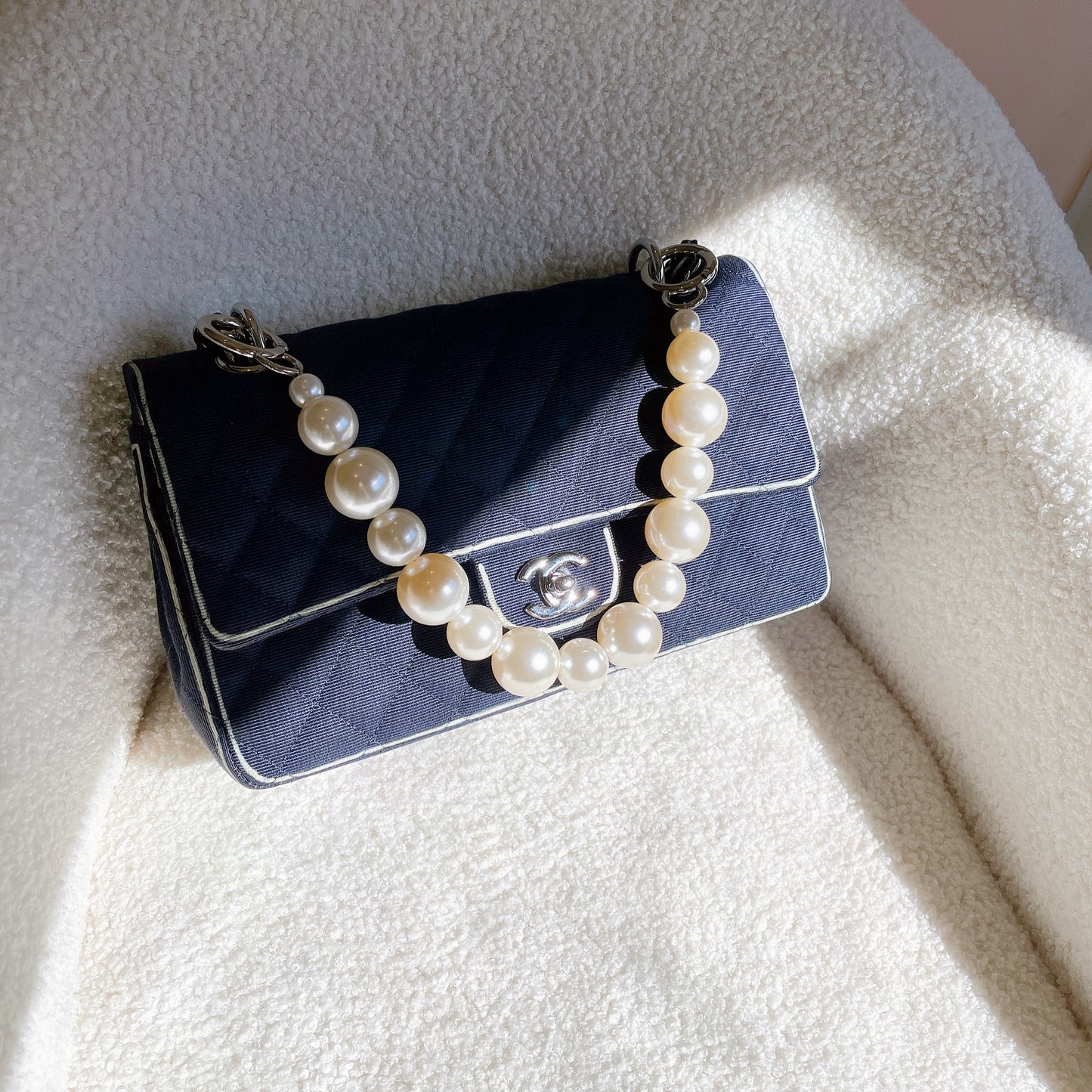 Top handle strap with Large Pearls (38cm)
