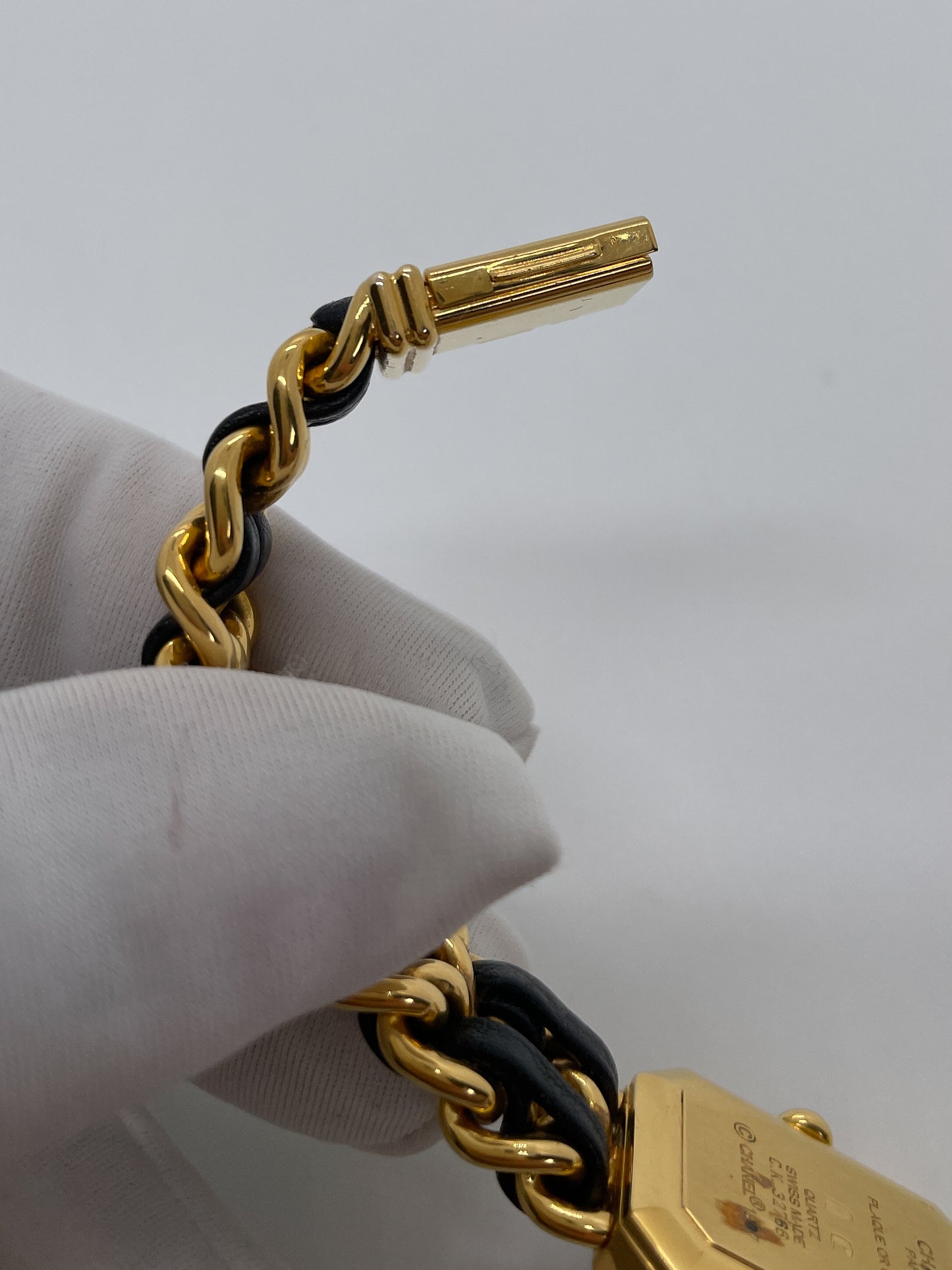 CHANEL VINTAGE PREMIERE WATCH - SIZE L
