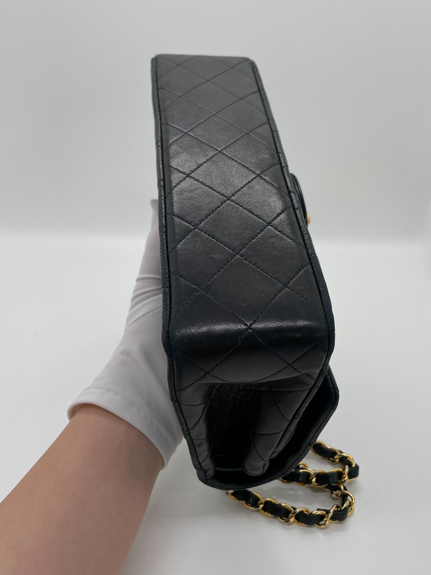 CHANEL VINTAGE SMALL CLASSIC FLAP