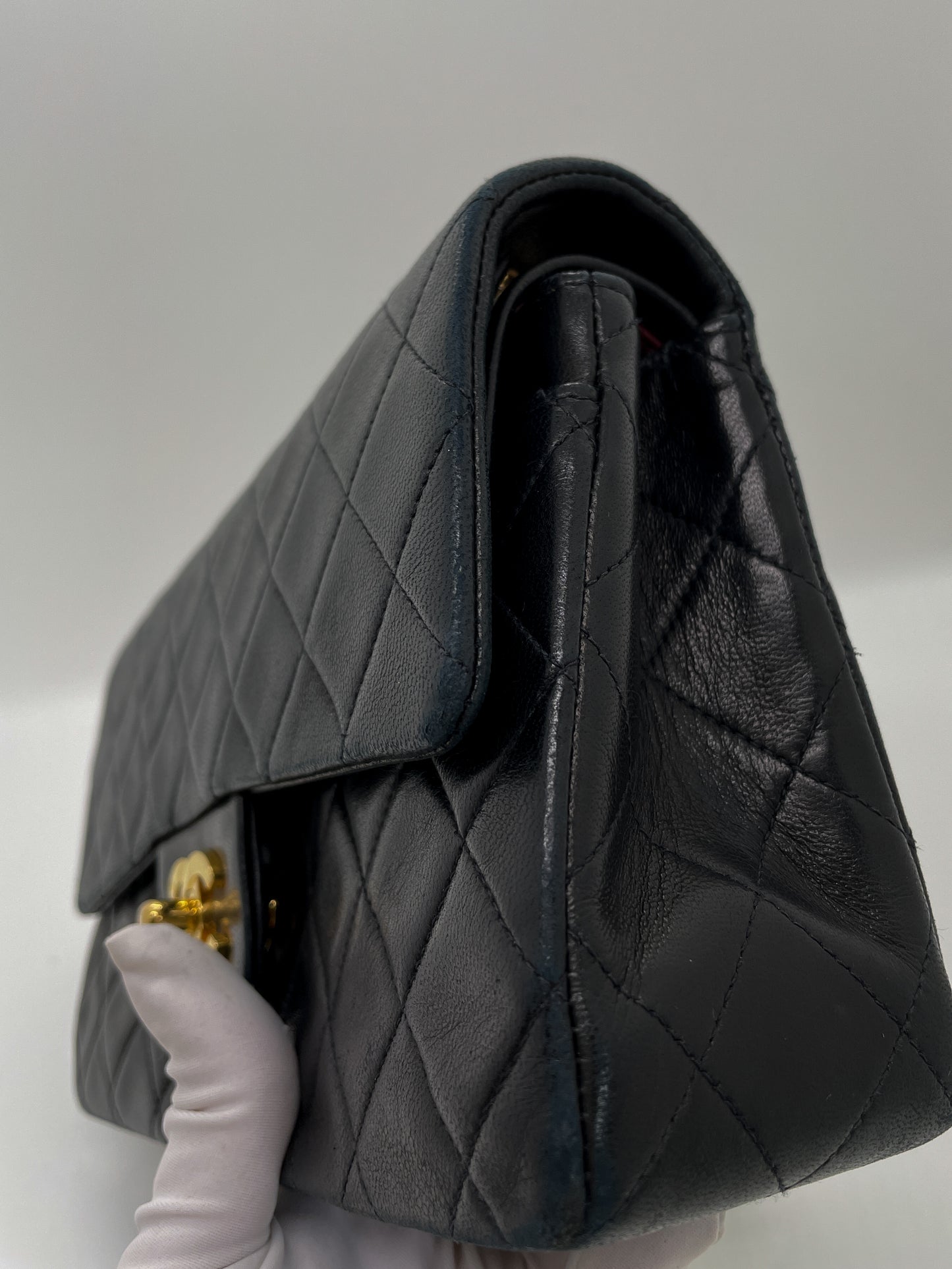 CHANEL VINTAGE SMALL CLASSIC FLAP