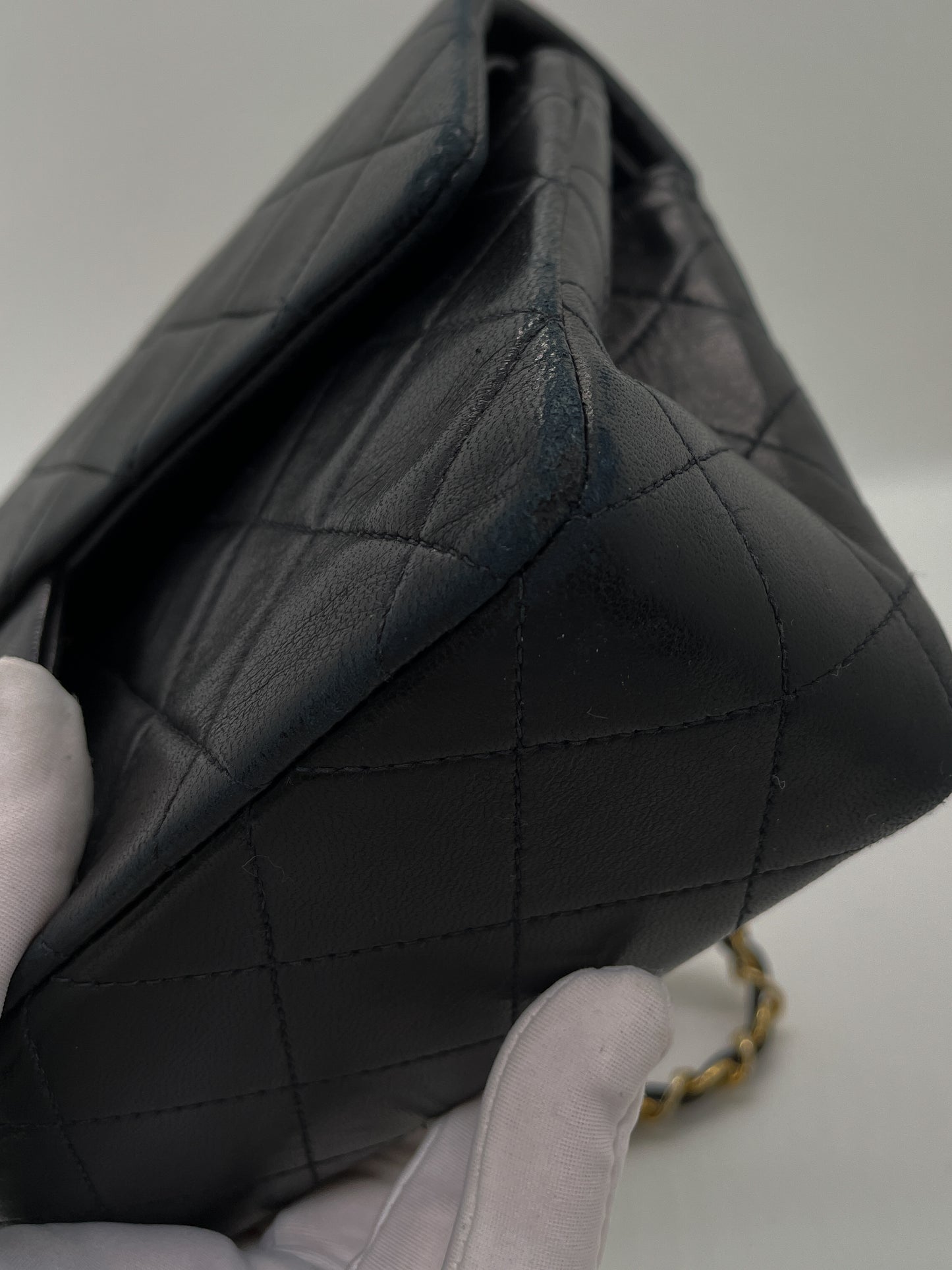 CHANEL VINTAGE SMALL CLASSIC FLAP