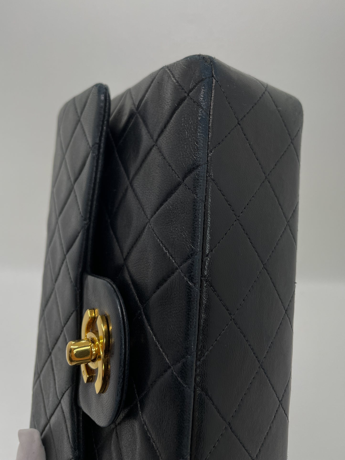 CHANEL VINTAGE SMALL CLASSIC FLAP