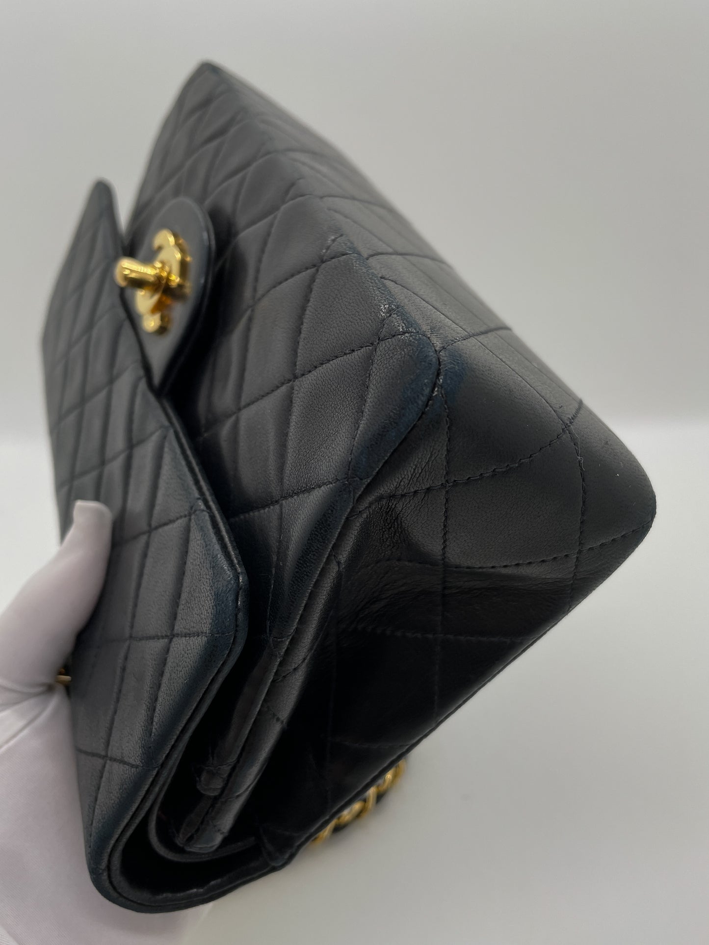 CHANEL VINTAGE SMALL CLASSIC FLAP