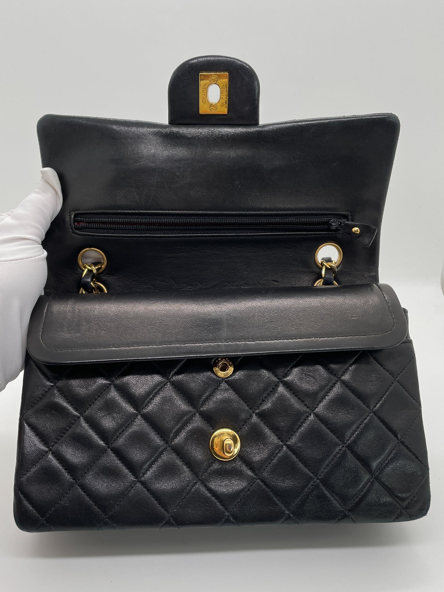 CHANEL VINTAGE SMALL CLASSIC FLAP