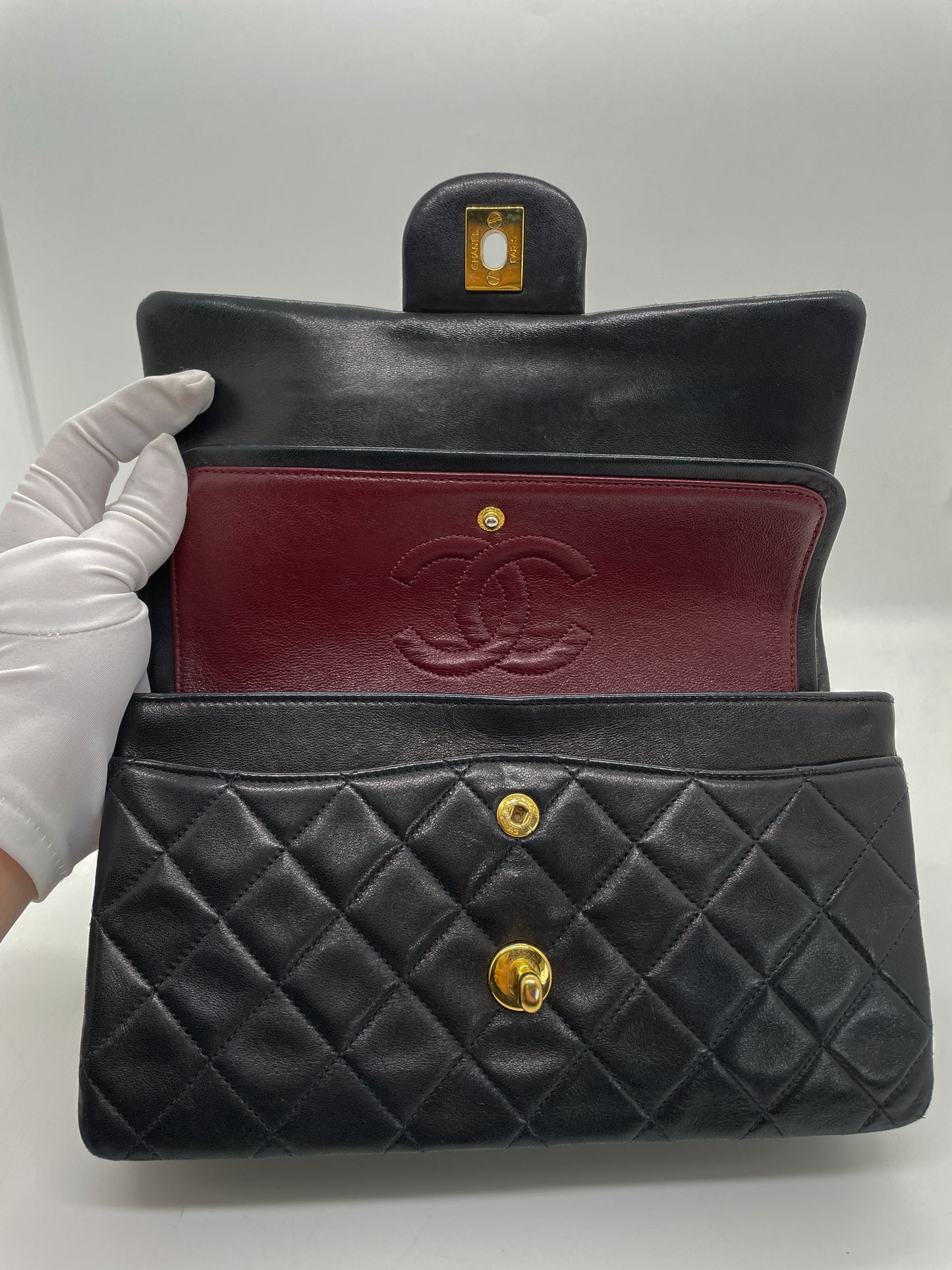 CHANEL VINTAGE SMALL CLASSIC FLAP