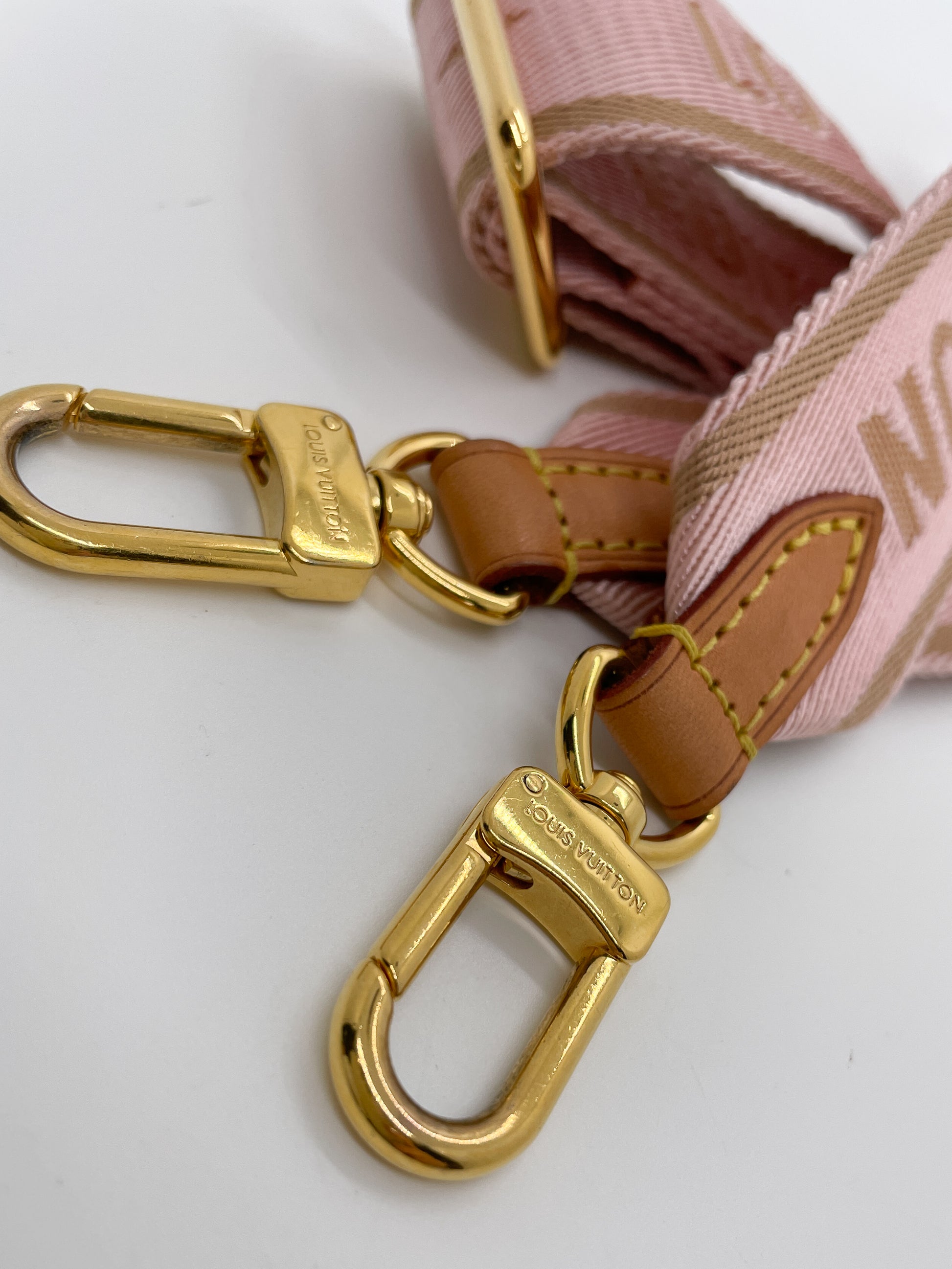 LOUIS VUITTON MULTI-POCHETTE - PINK STRAP – Bagaholic Co