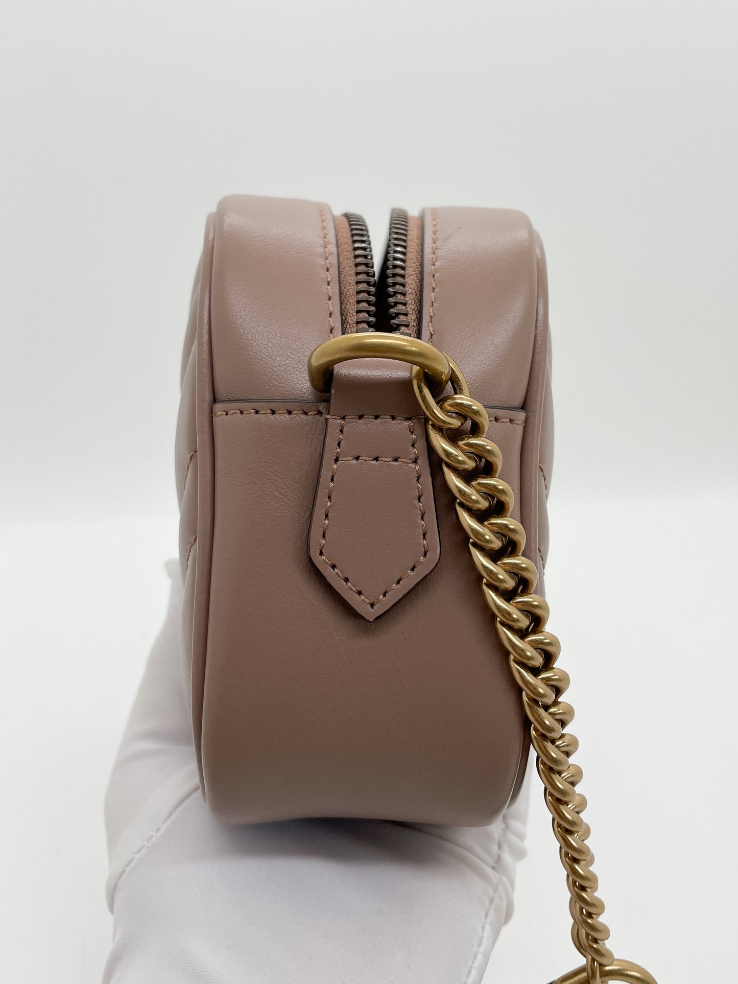GUCCI GG MARMONT MATELASSÉ MINI BAG