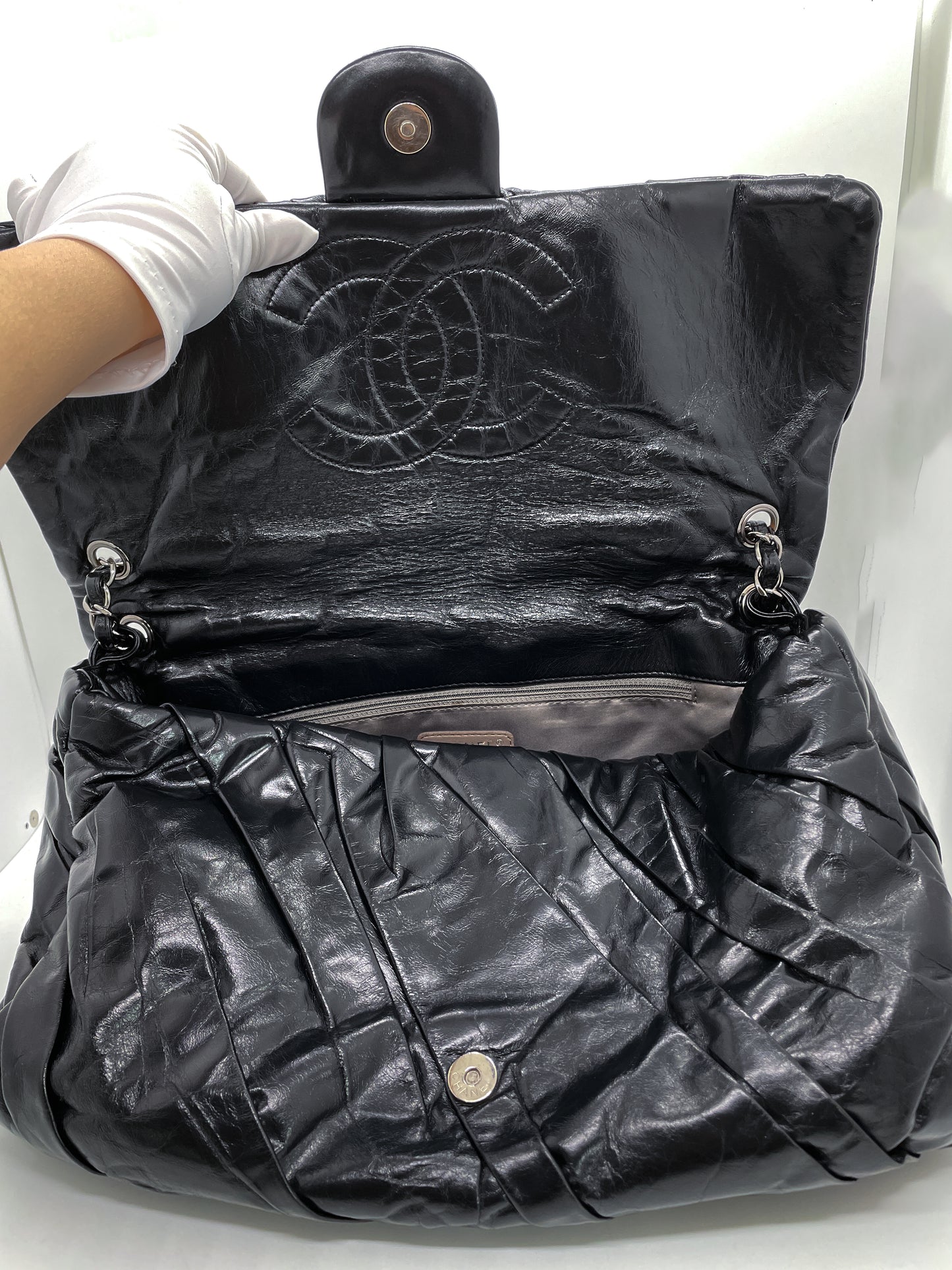 CHANEL XL FLAP IN GLAZED CALFSKIN