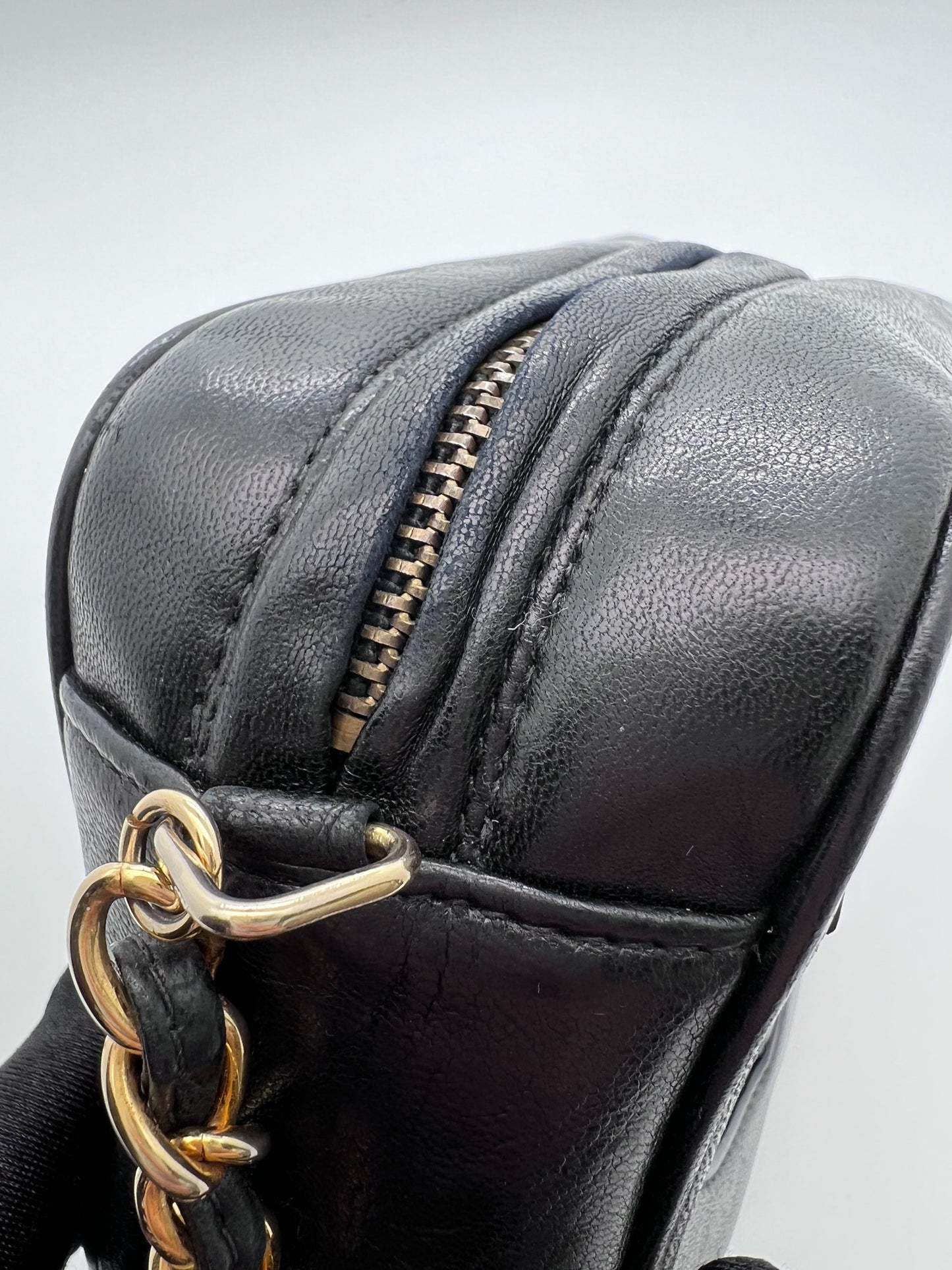 CHANEL VINTAGE CAMERA BAG