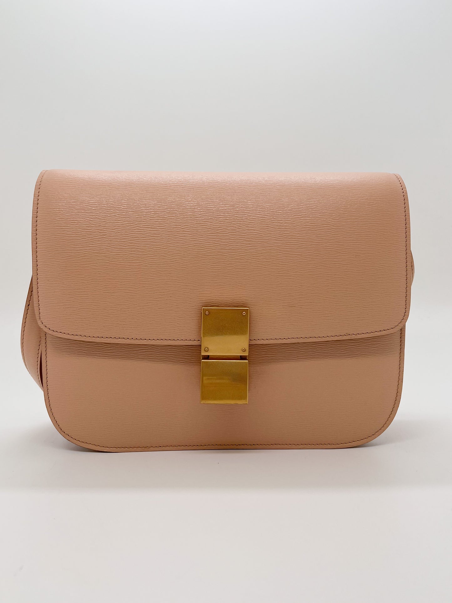 CELINE MEDIUM CLASSIC IN LIEGE LEATHER