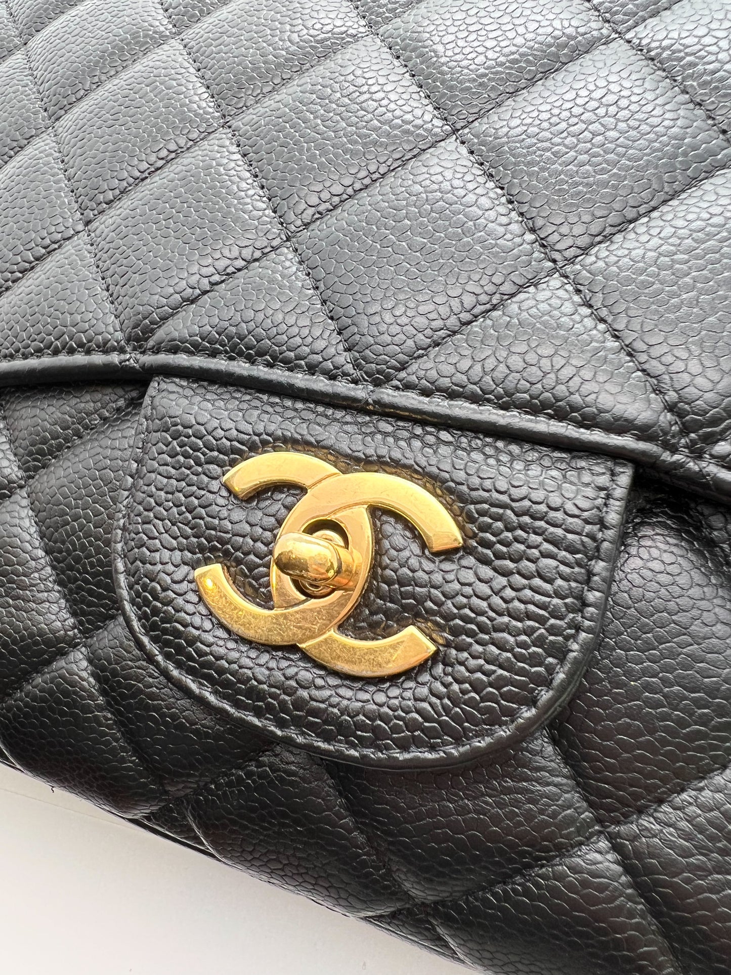 CHANEL SINGLE FLAP JUMBO WITH GOLD HARDWARE