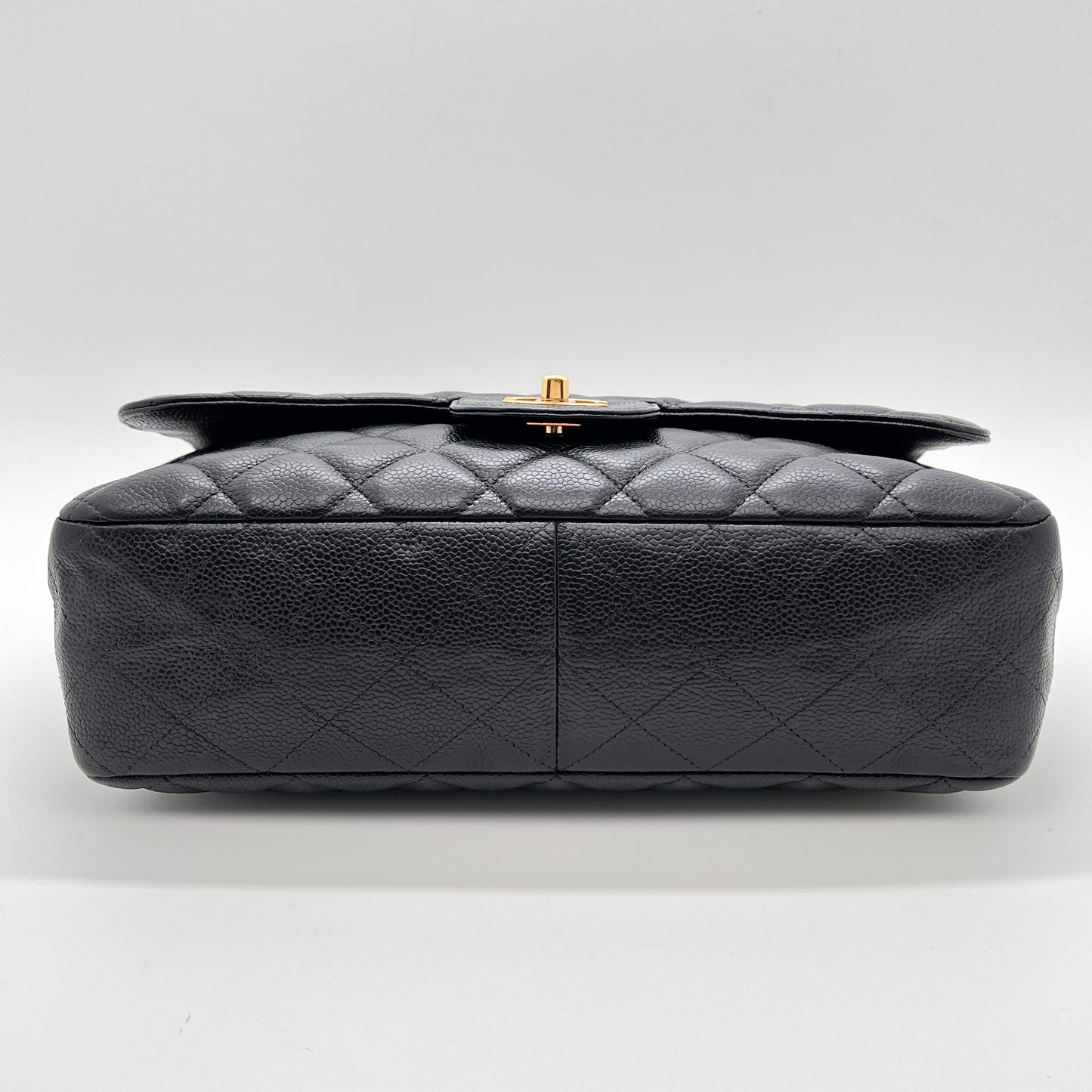 CHANEL SINGLE FLAP JUMBO WITH GOLD HARDWARE
