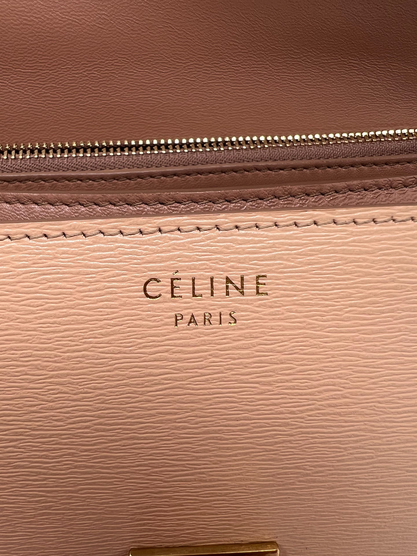 CELINE MEDIUM CLASSIC IN LIEGE LEATHER