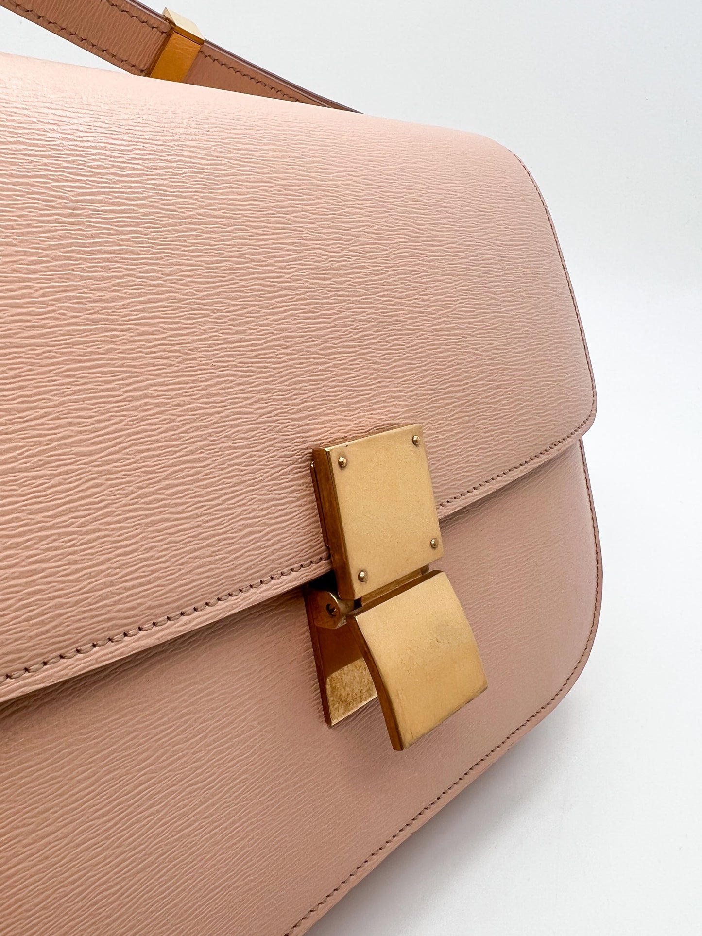 CELINE MEDIUM CLASSIC IN LIEGE LEATHER
