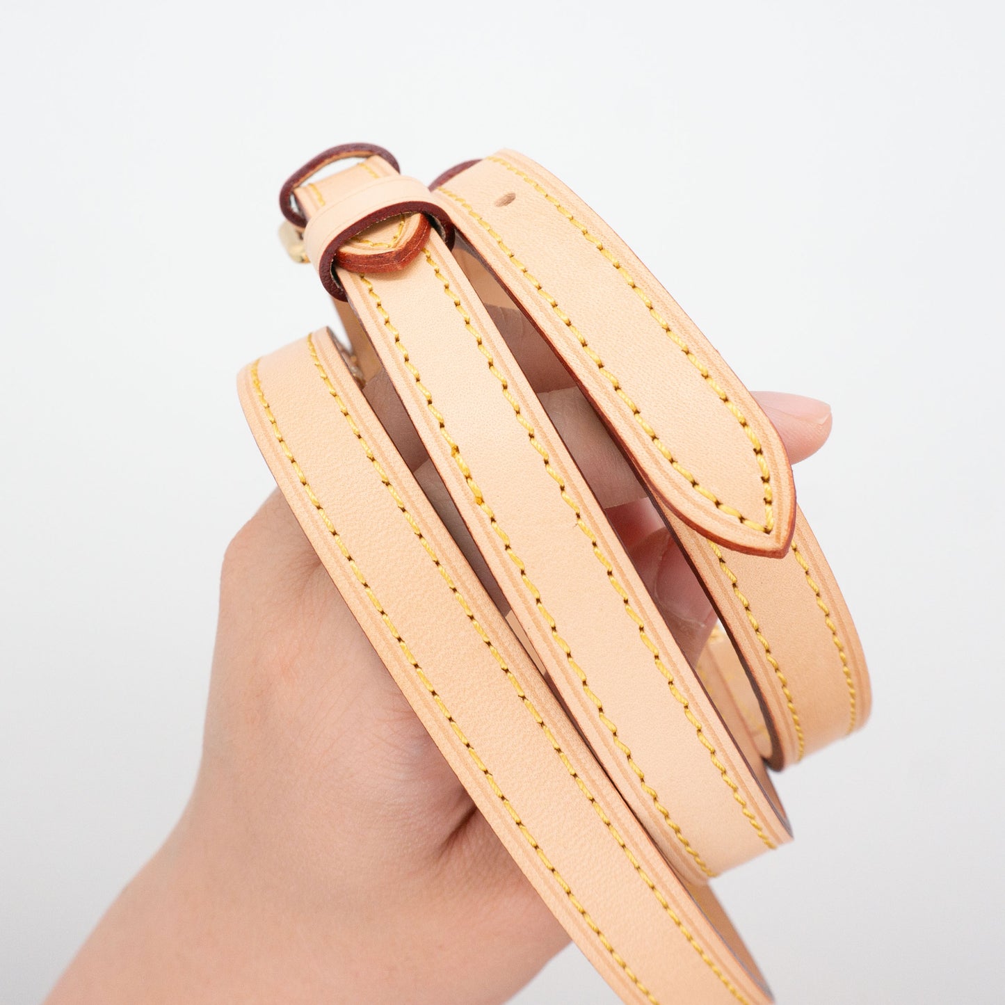 Adjustable Leather Strap in vachetta leather - 1.5cm wide