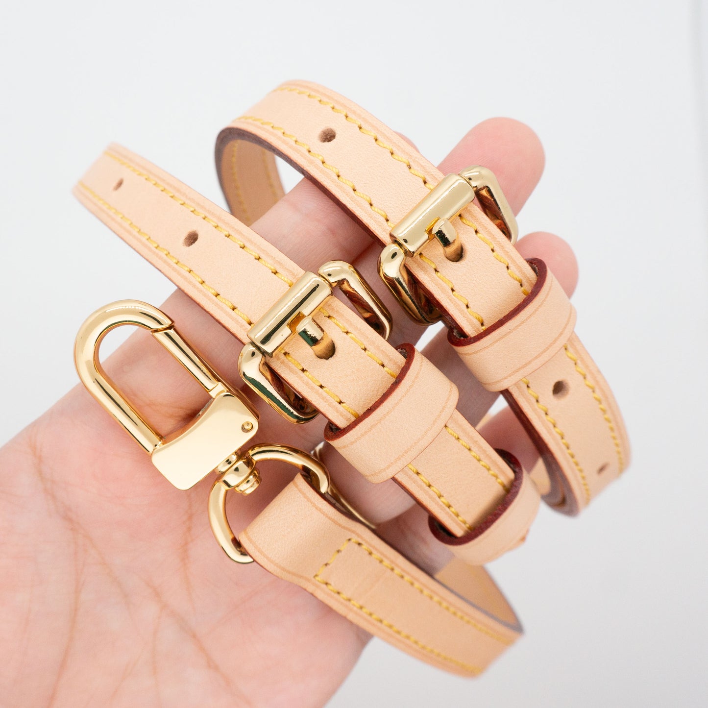 Adjustable Leather Strap in vachetta leather - 1.5cm wide