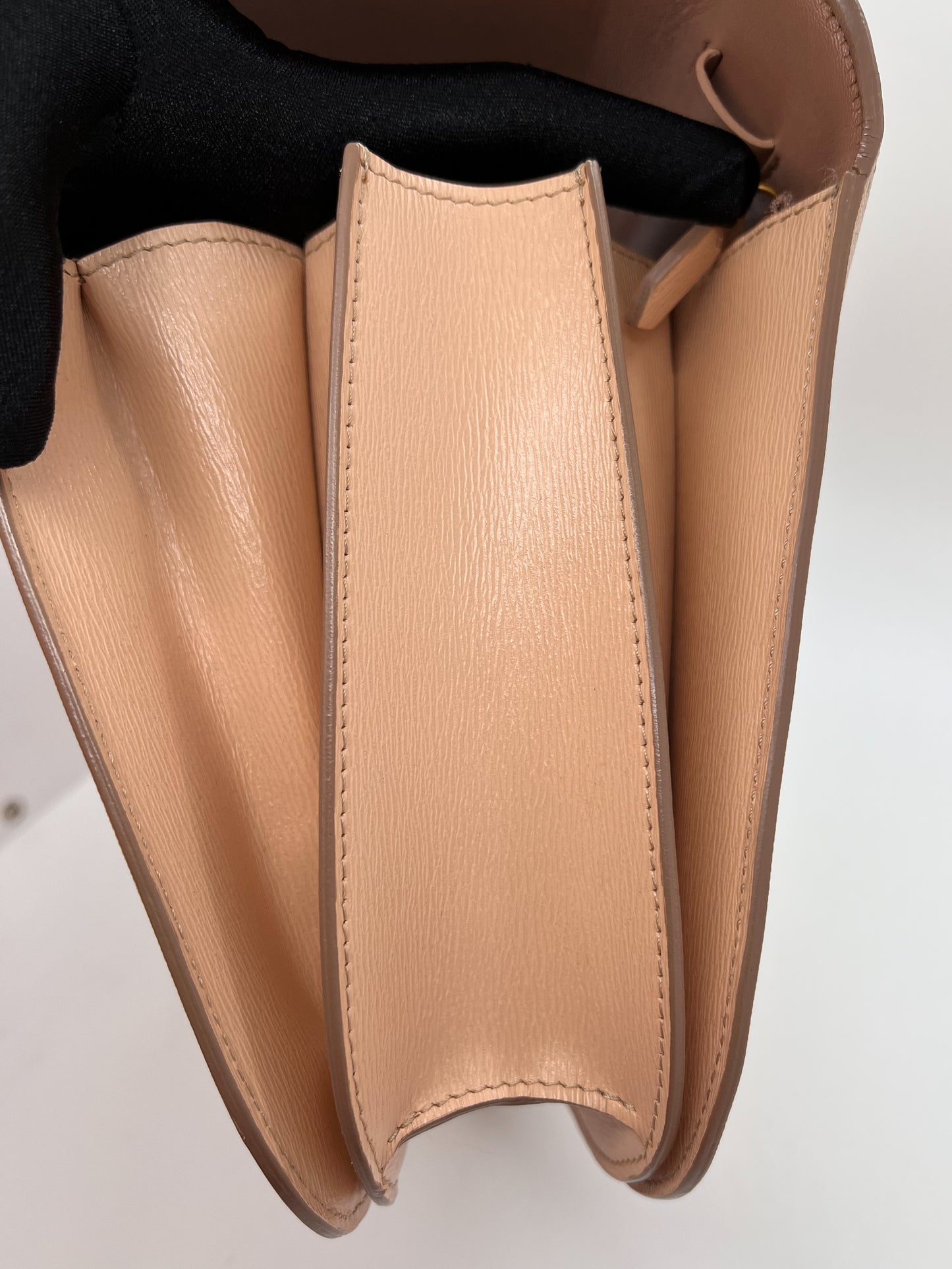 CELINE MEDIUM CLASSIC IN LIEGE LEATHER