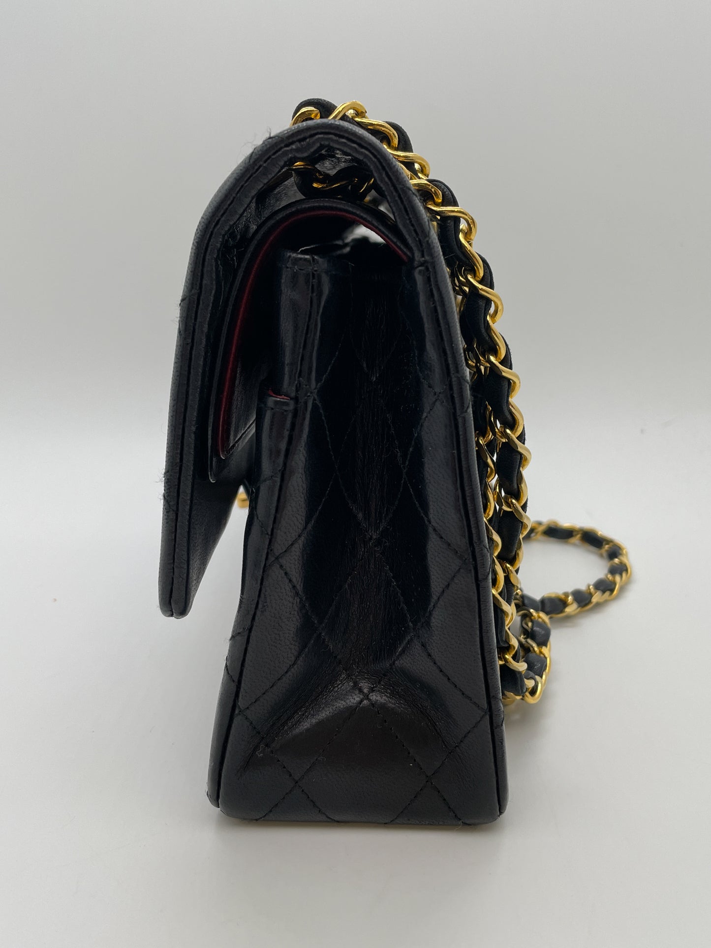 CHANEL VINTAGE MEDIUM CLASSIC FLAP