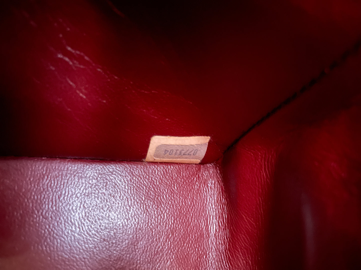 CHANEL VINTAGE MEDIUM CLASSIC FLAP