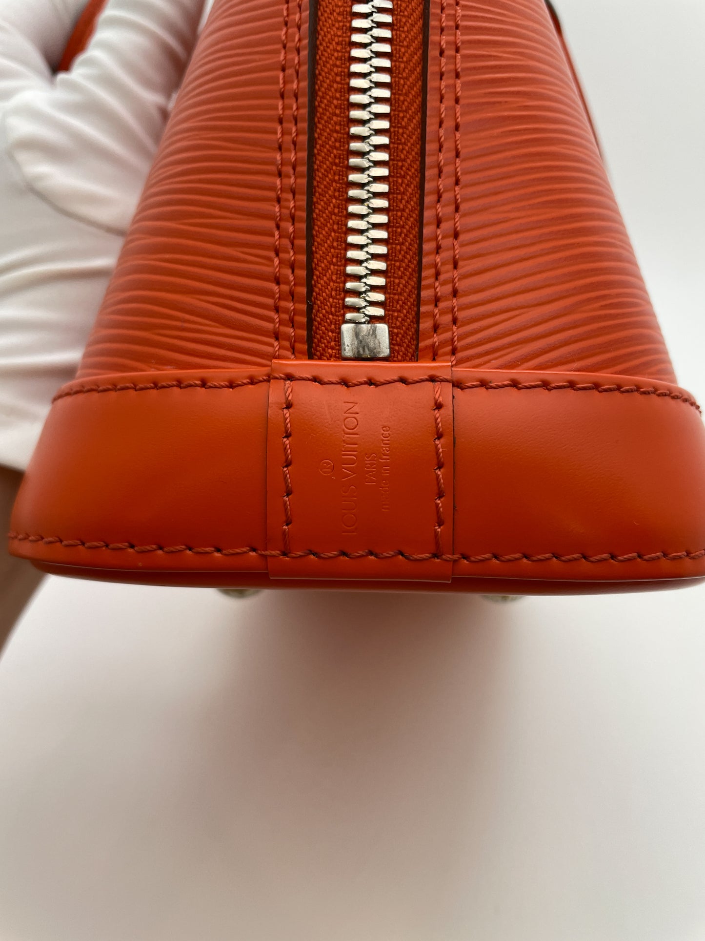 LOUIS VUITTON ALMA BB ORANGE EPI LEATHER