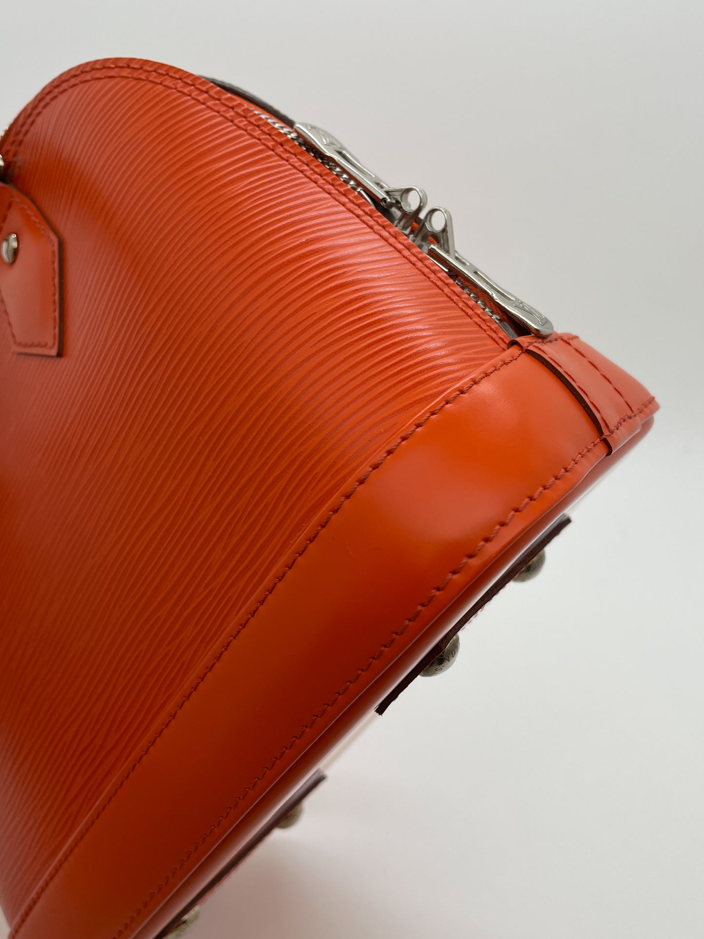 LOUIS VUITTON ALMA BB ORANGE EPI LEATHER